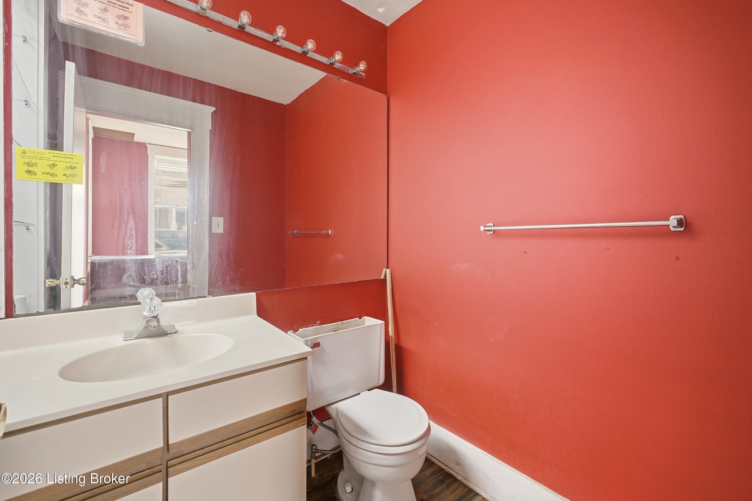 1164 S Brook St Property Photo 10