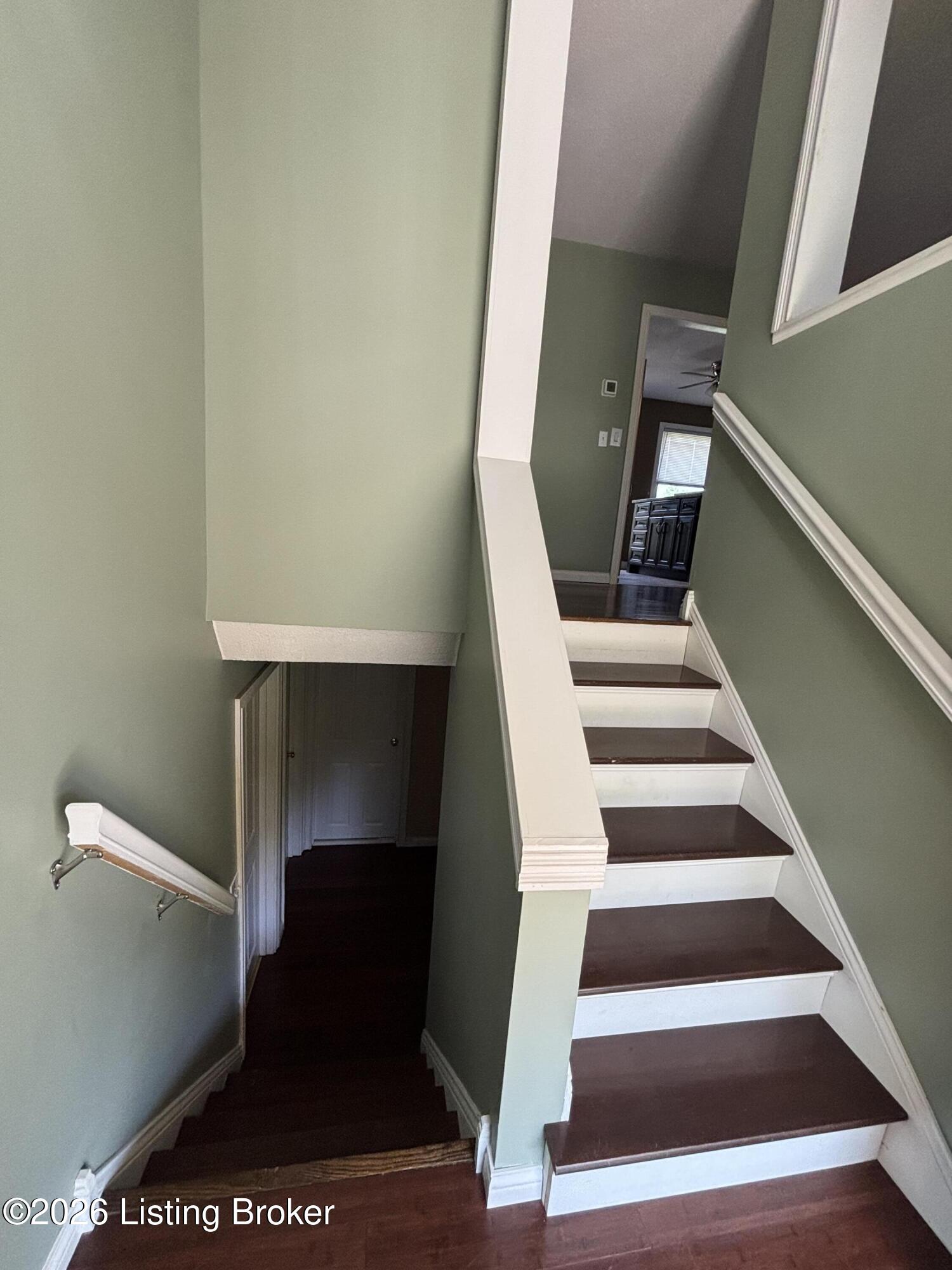 212 Bluegrass Rd Property Photo 1