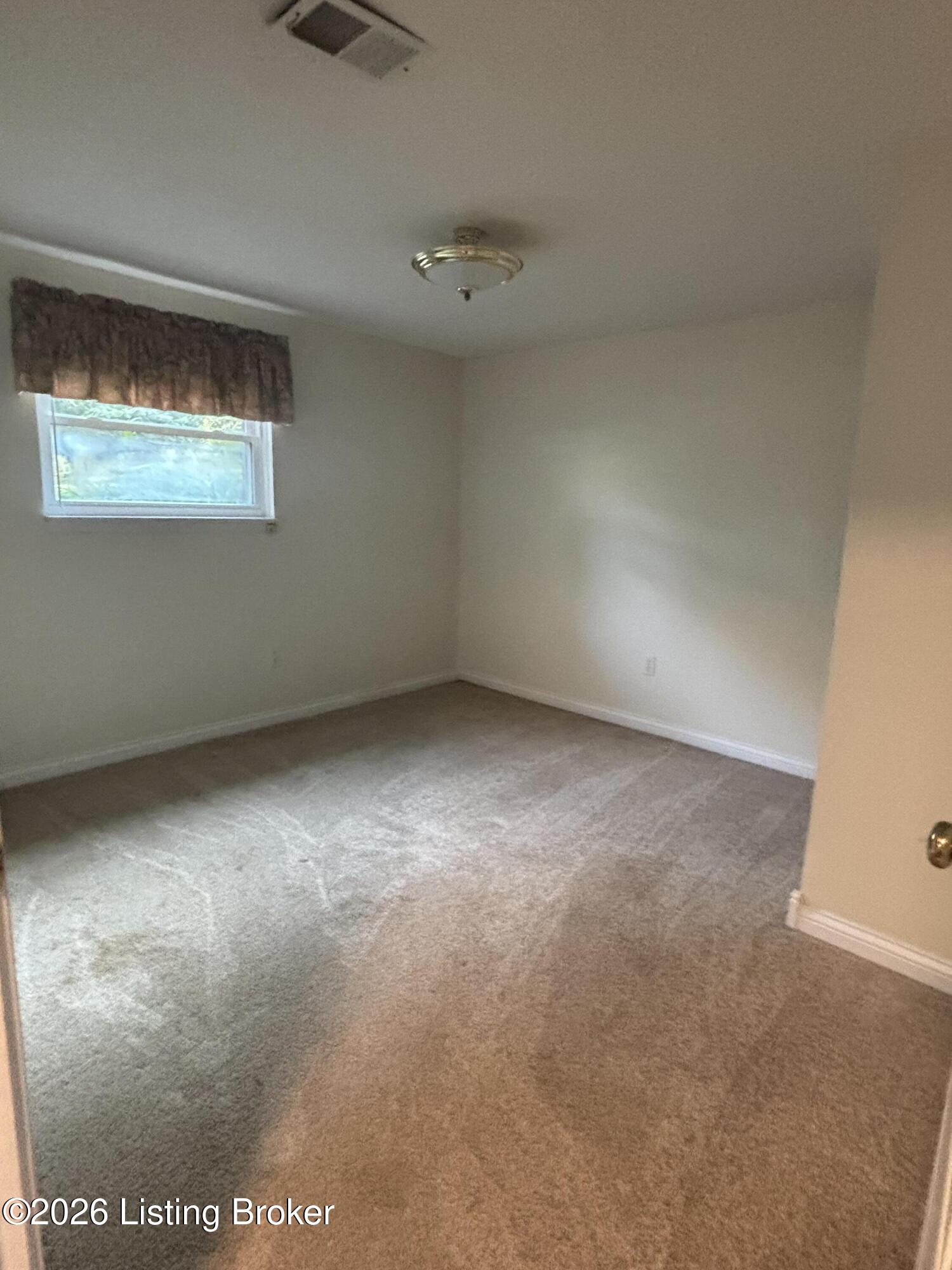212 Bluegrass Rd Property Photo 16