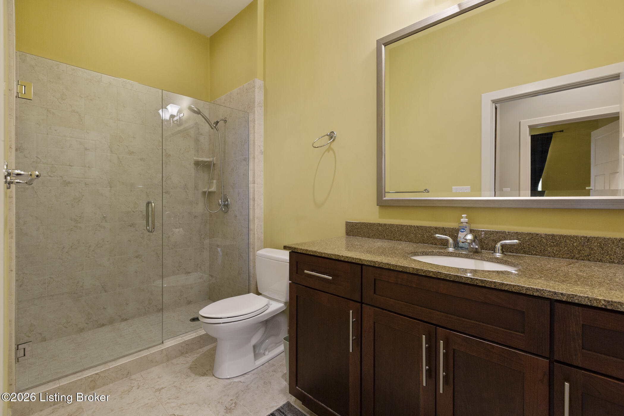 324 E Main St 200 Property Photo 20