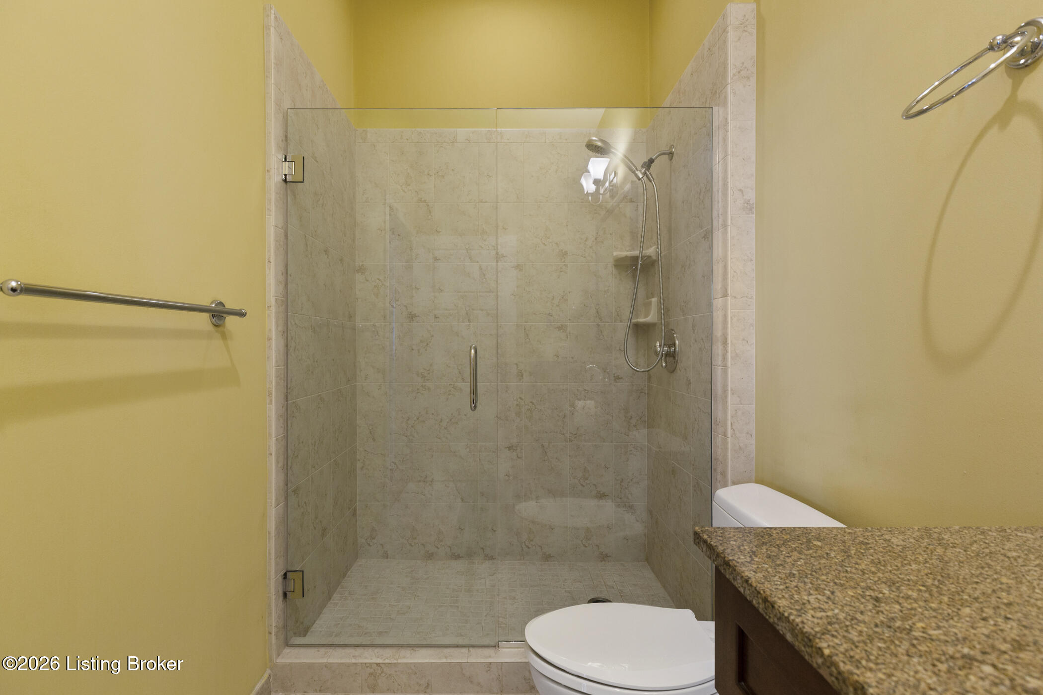 324 E Main St 200 Property Photo 21