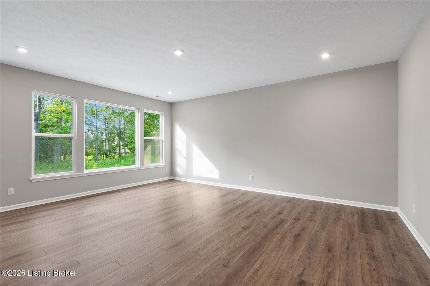 162 Dayflower Ct Property Photo 11