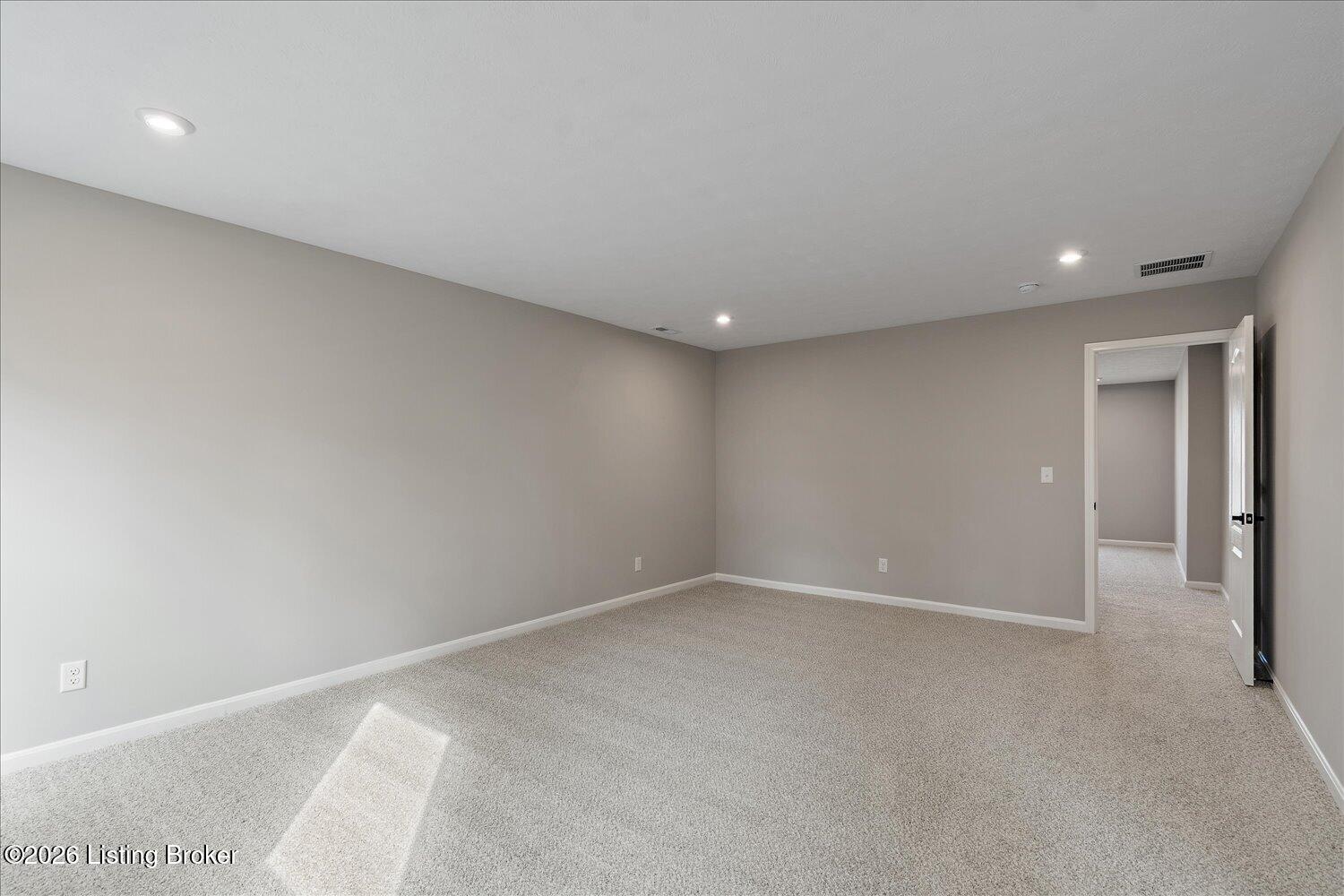 162 Dayflower Ct Property Photo 18