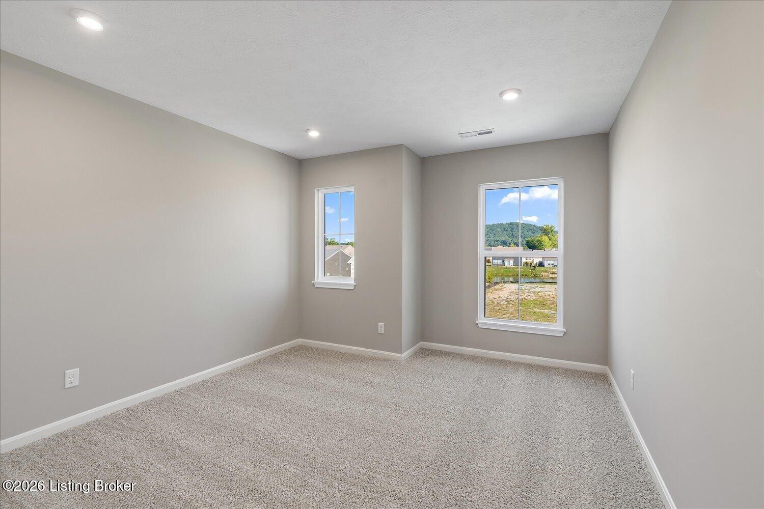 162 Dayflower Ct Property Photo 23