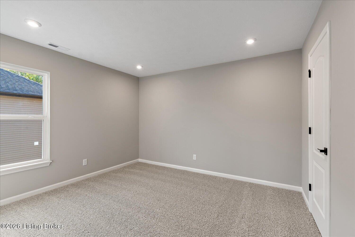 162 Dayflower Ct Property Photo 25
