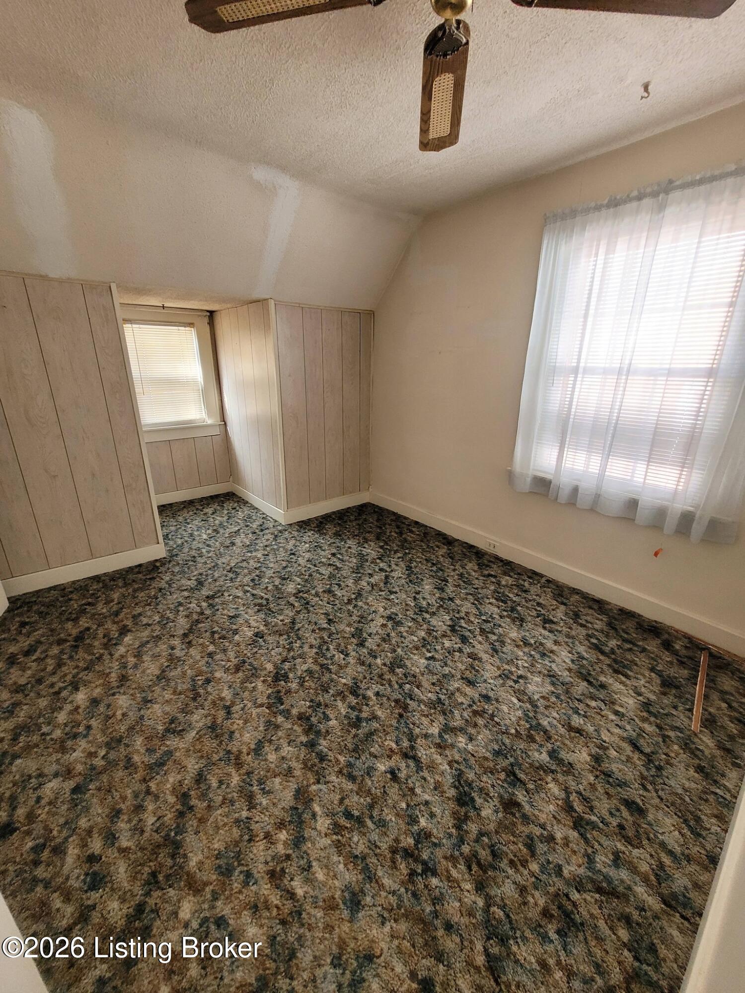 315 9th St Property Photo 23