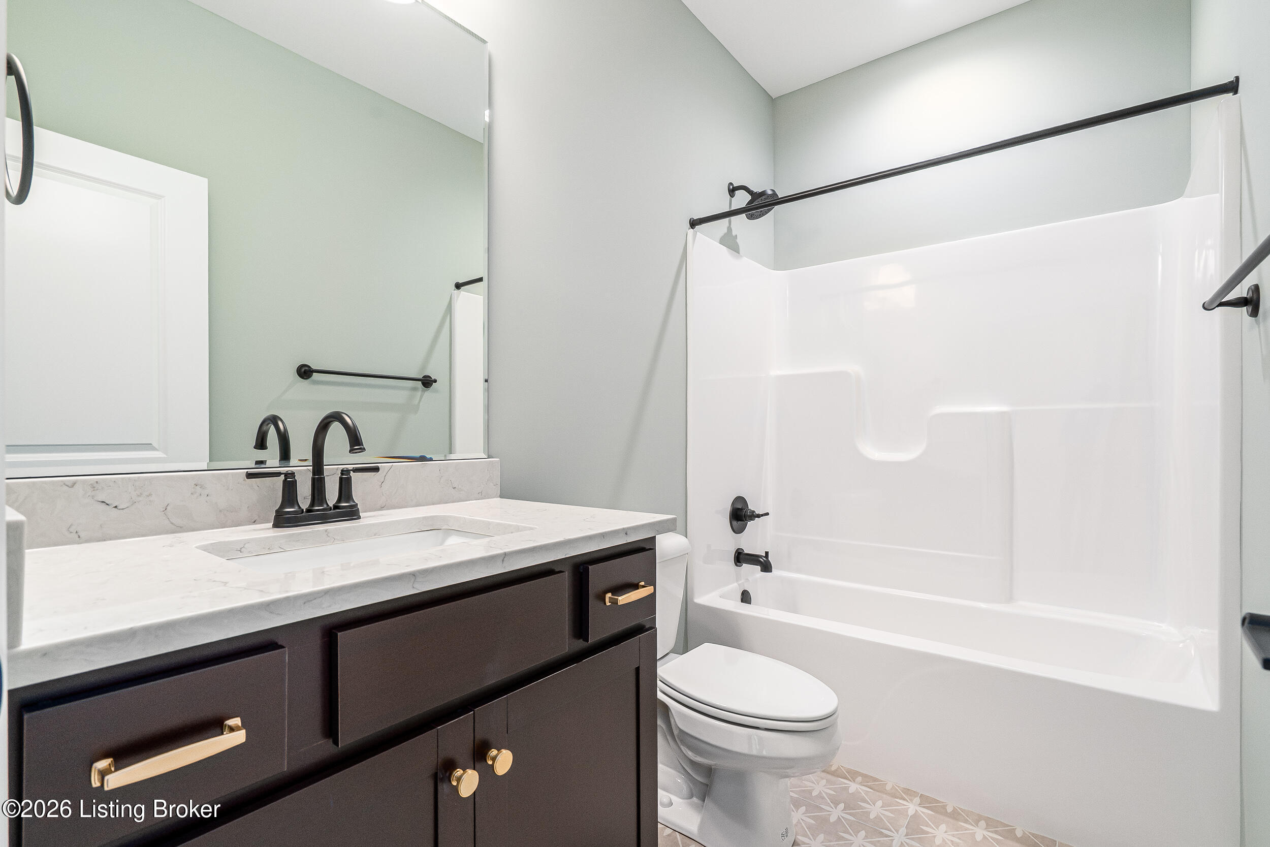 10112 Cedar Valley Ct Property Photo 9