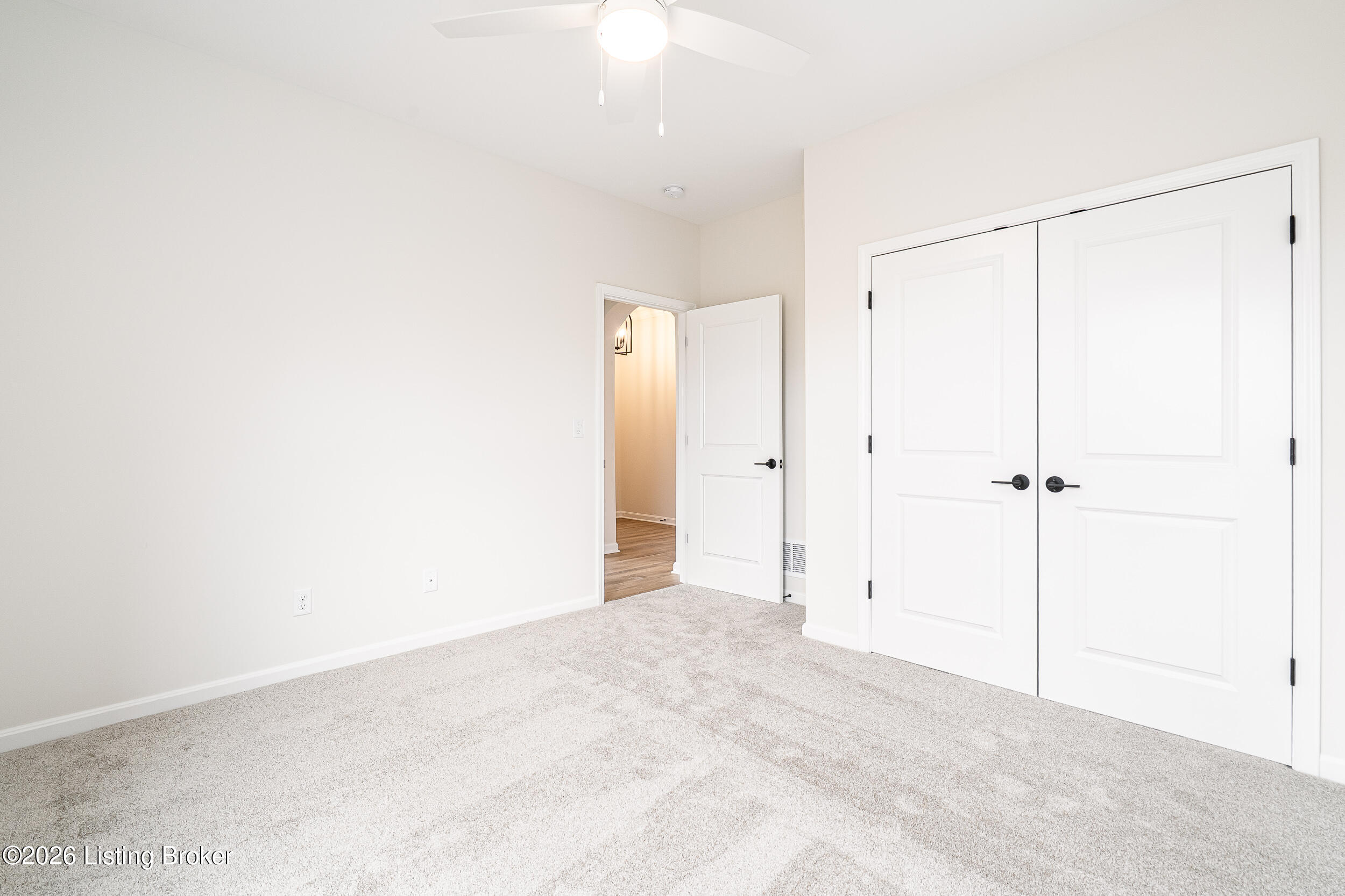 10112 Cedar Valley Ct Property Photo 13