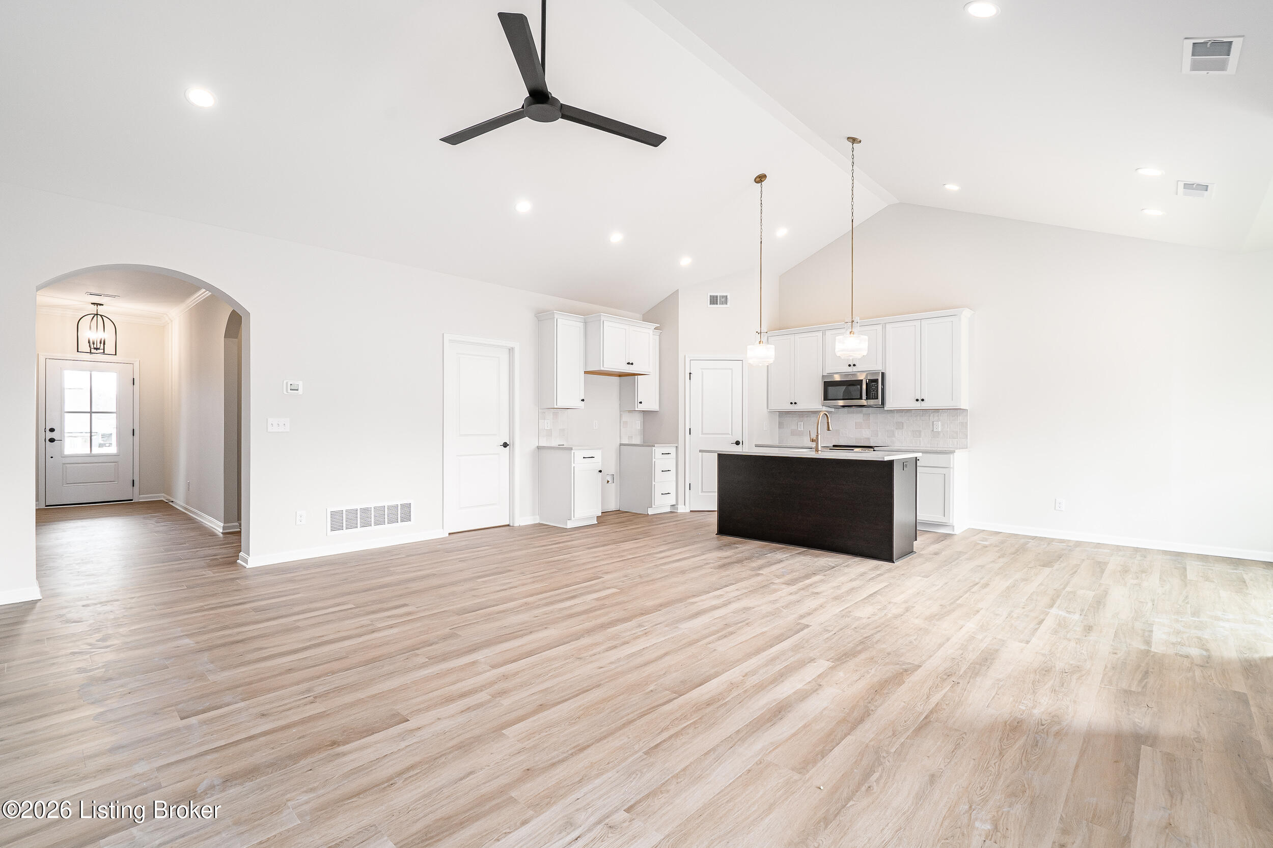 10112 Cedar Valley Ct Property Photo 17
