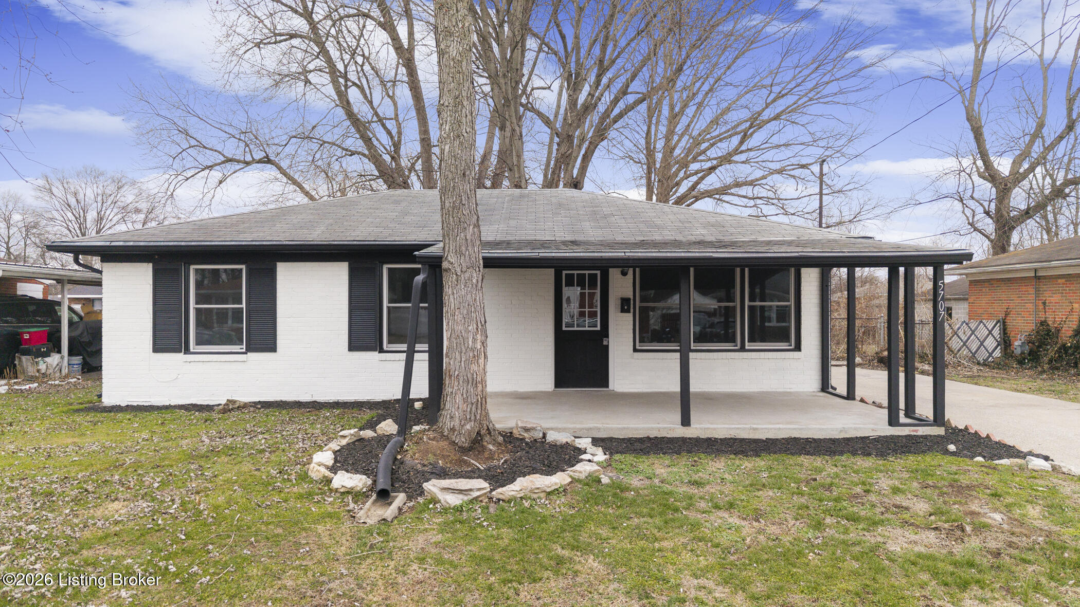 5707 Elmer Ln Property Photo 1