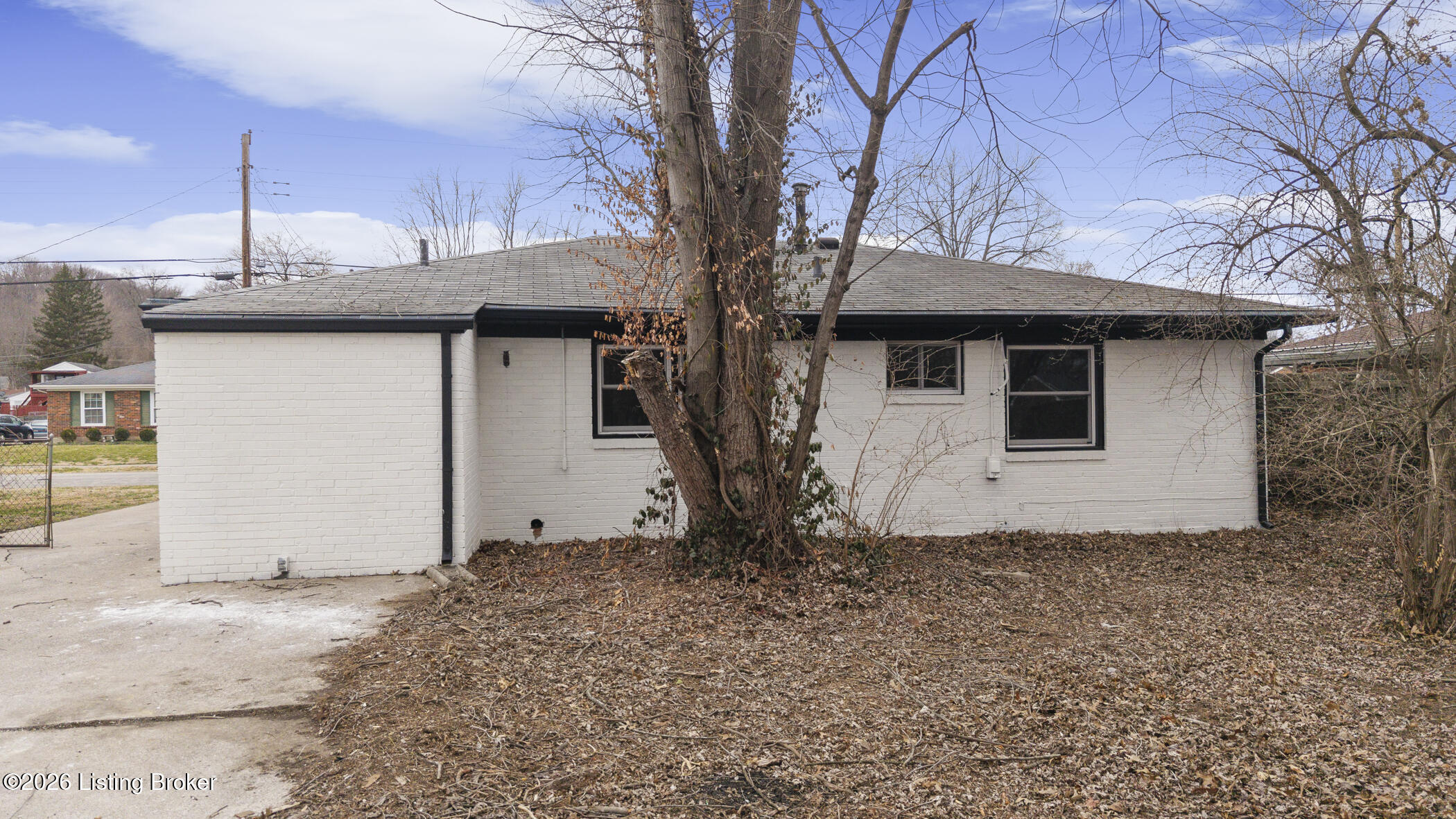 5707 Elmer Ln Property Photo 8