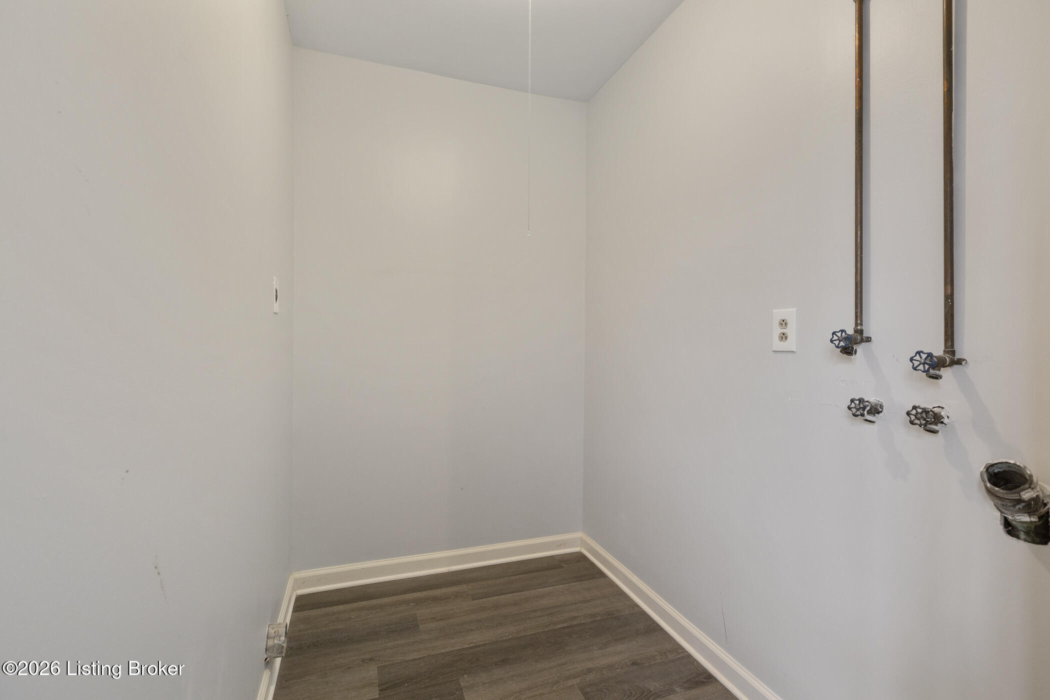 5707 Elmer Ln Property Photo 28