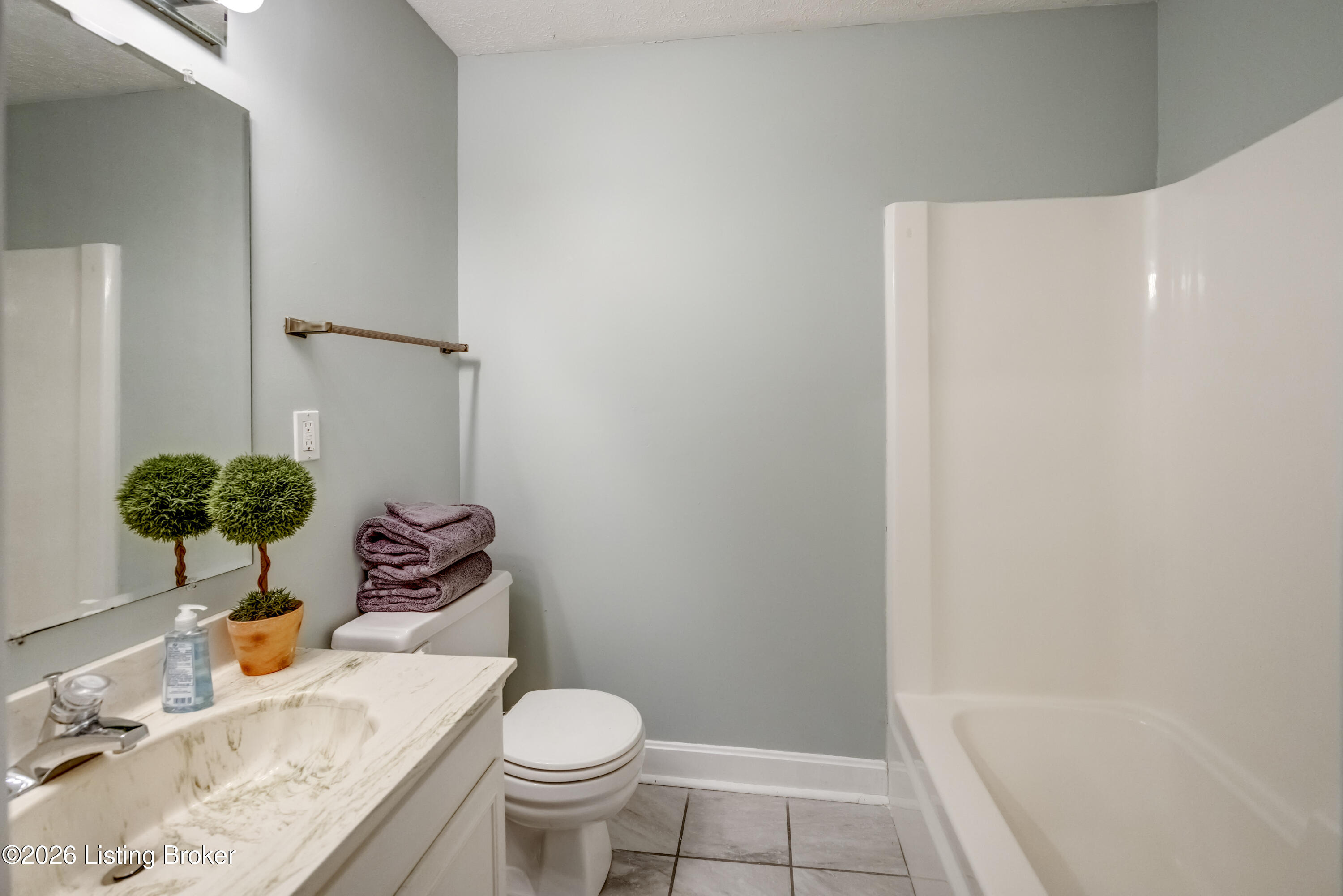 209 Fairfax Ave Apt 1 Property Photo 50