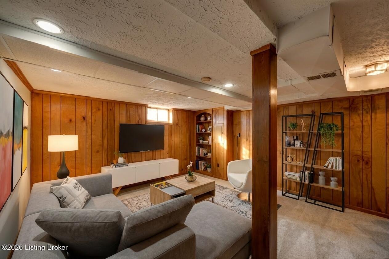 209 Fairfax Ave Apt 1 Property Photo 59