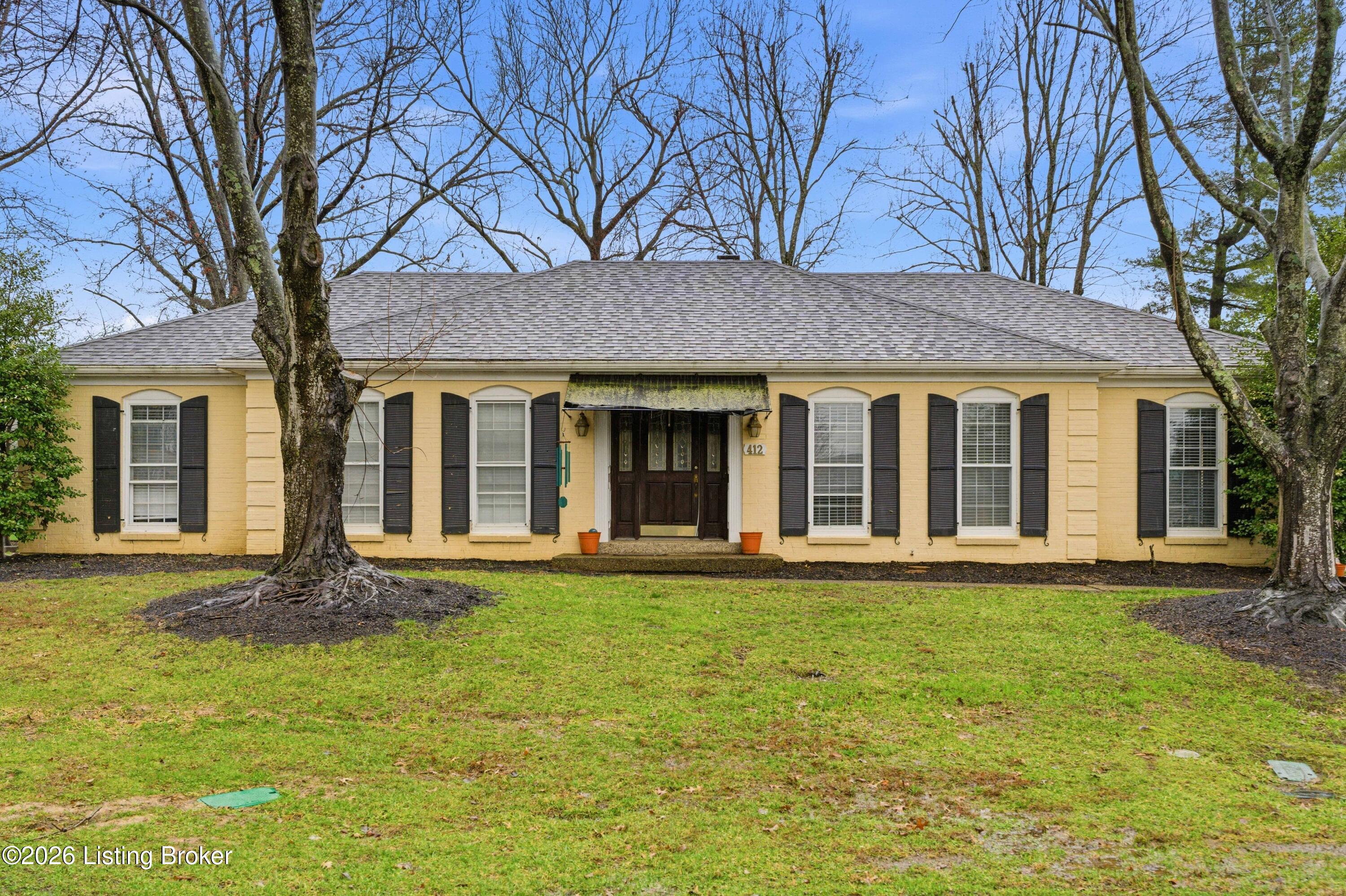 412 Lochinvar Pl Property Photo 1
