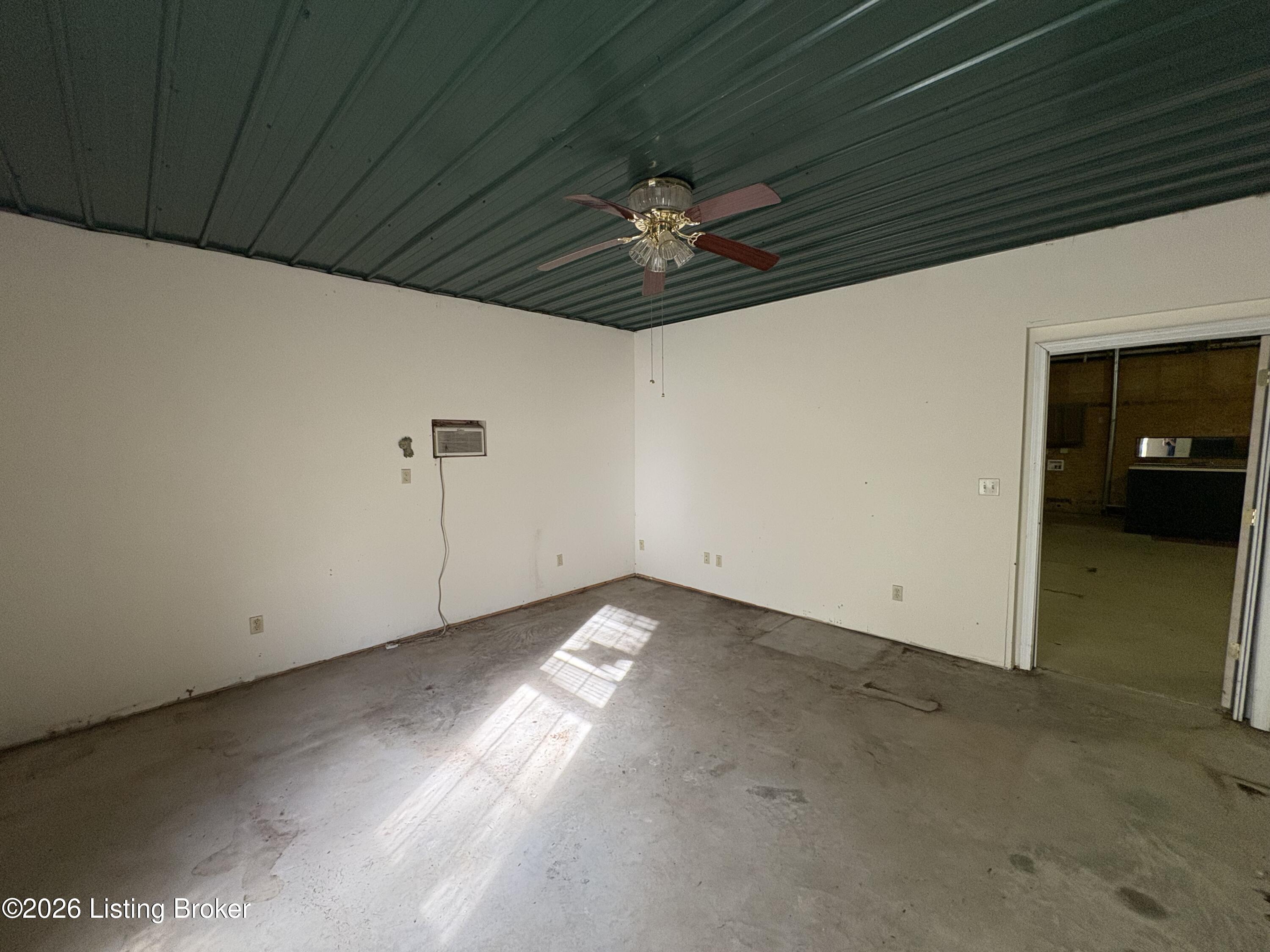 1012 Hardin Mill Mattingly Rd Property Photo 12