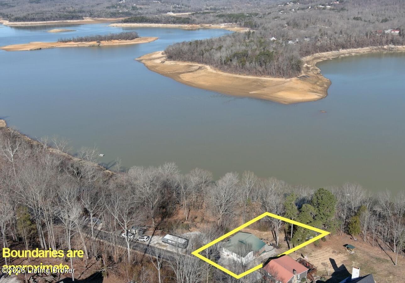 1588 Robbin Ln Property Photo 4
