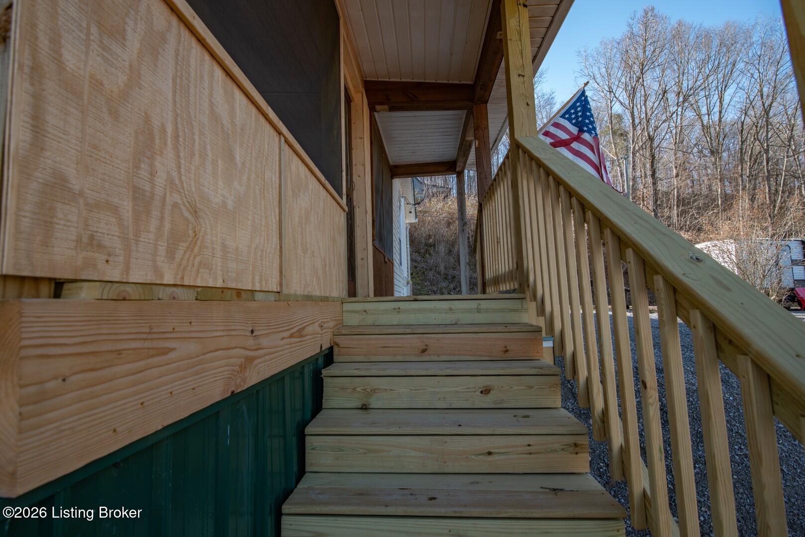 1588 Robbin Ln Property Photo 12