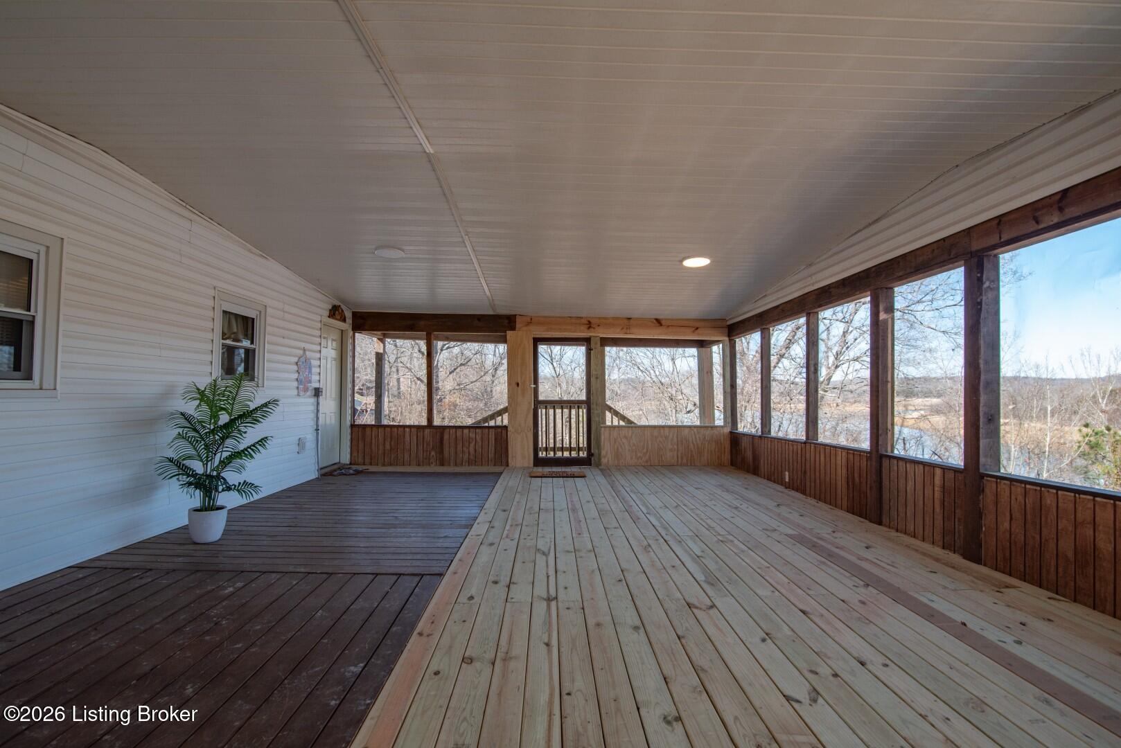 1588 Robbin Ln Property Photo 37