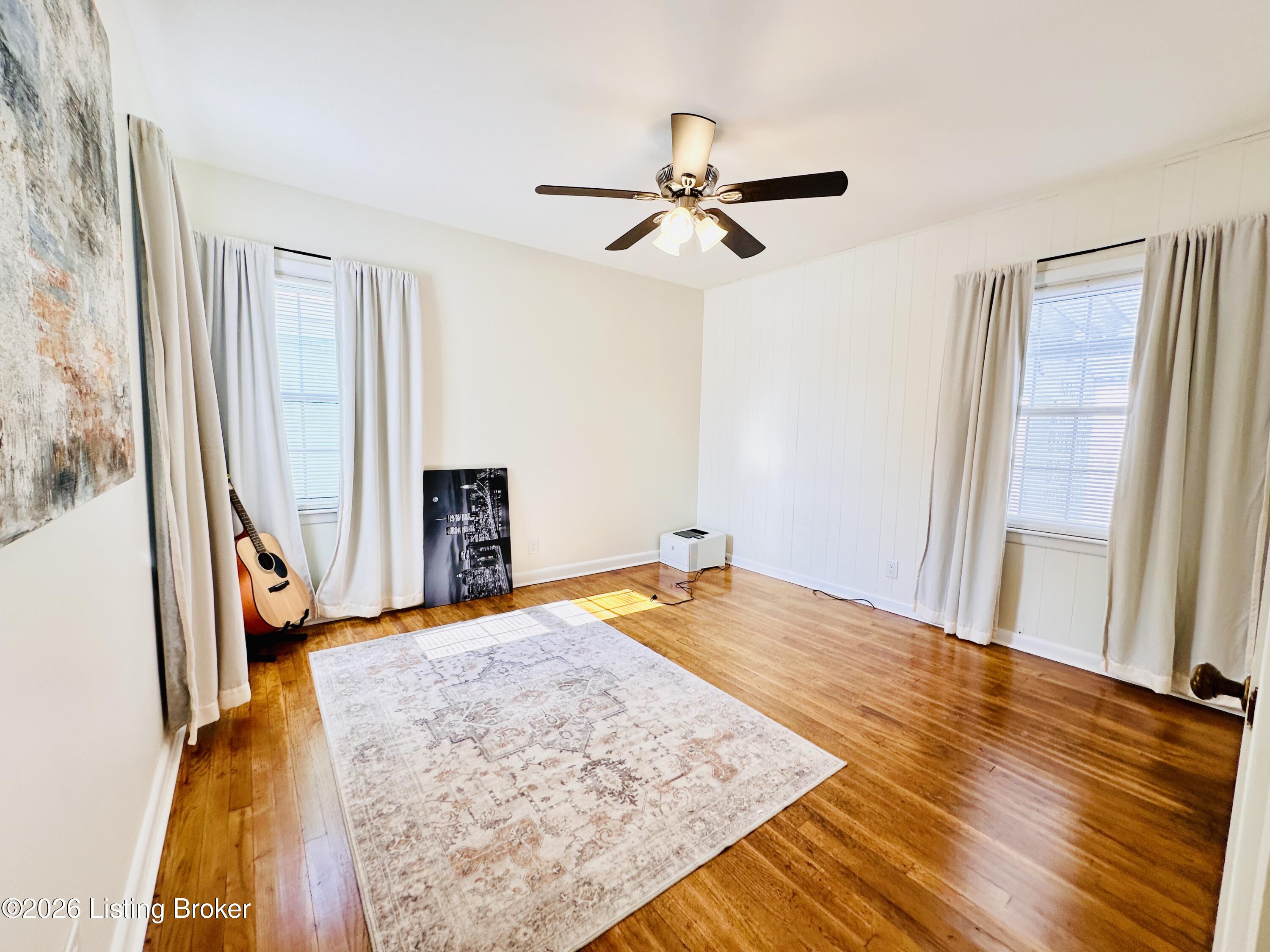 303 W Market St Property Photo 47