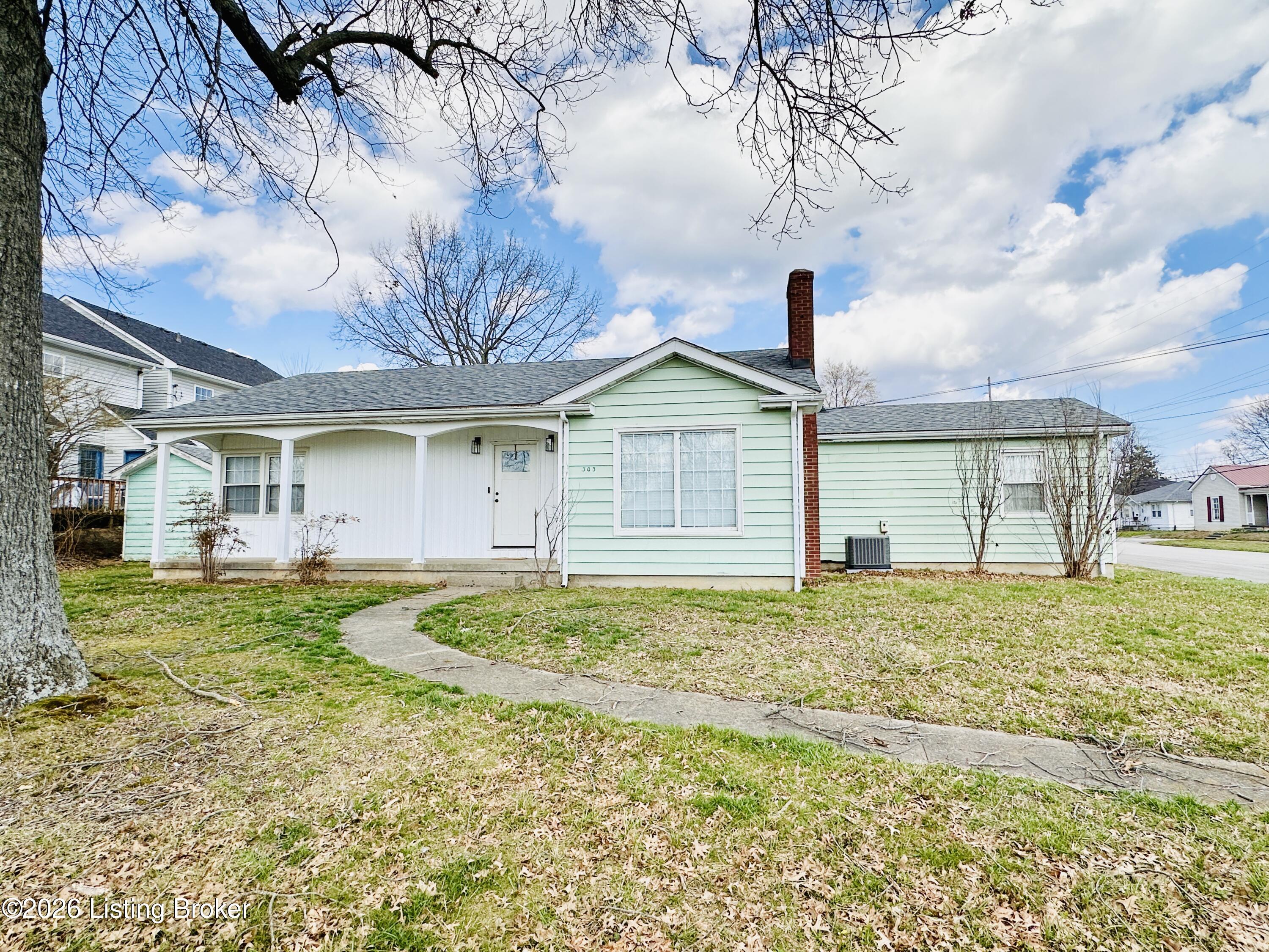 303 W Market St Property Photo 65