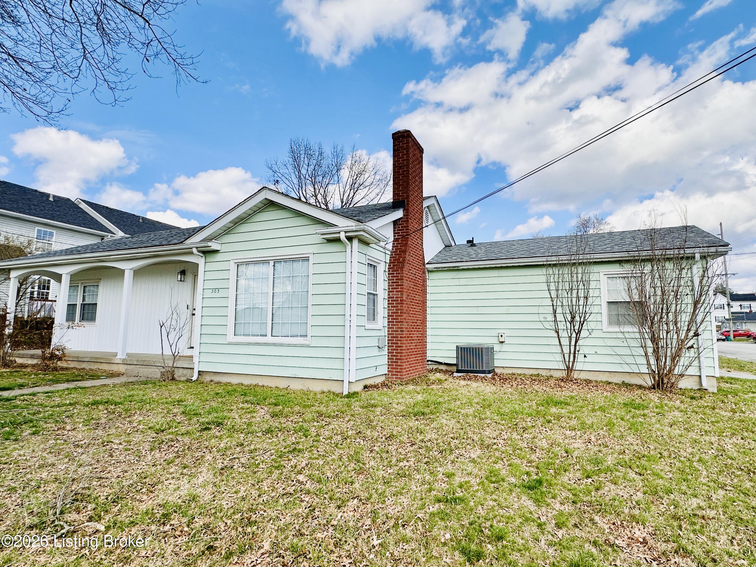 303 W Market St Property Photo 71