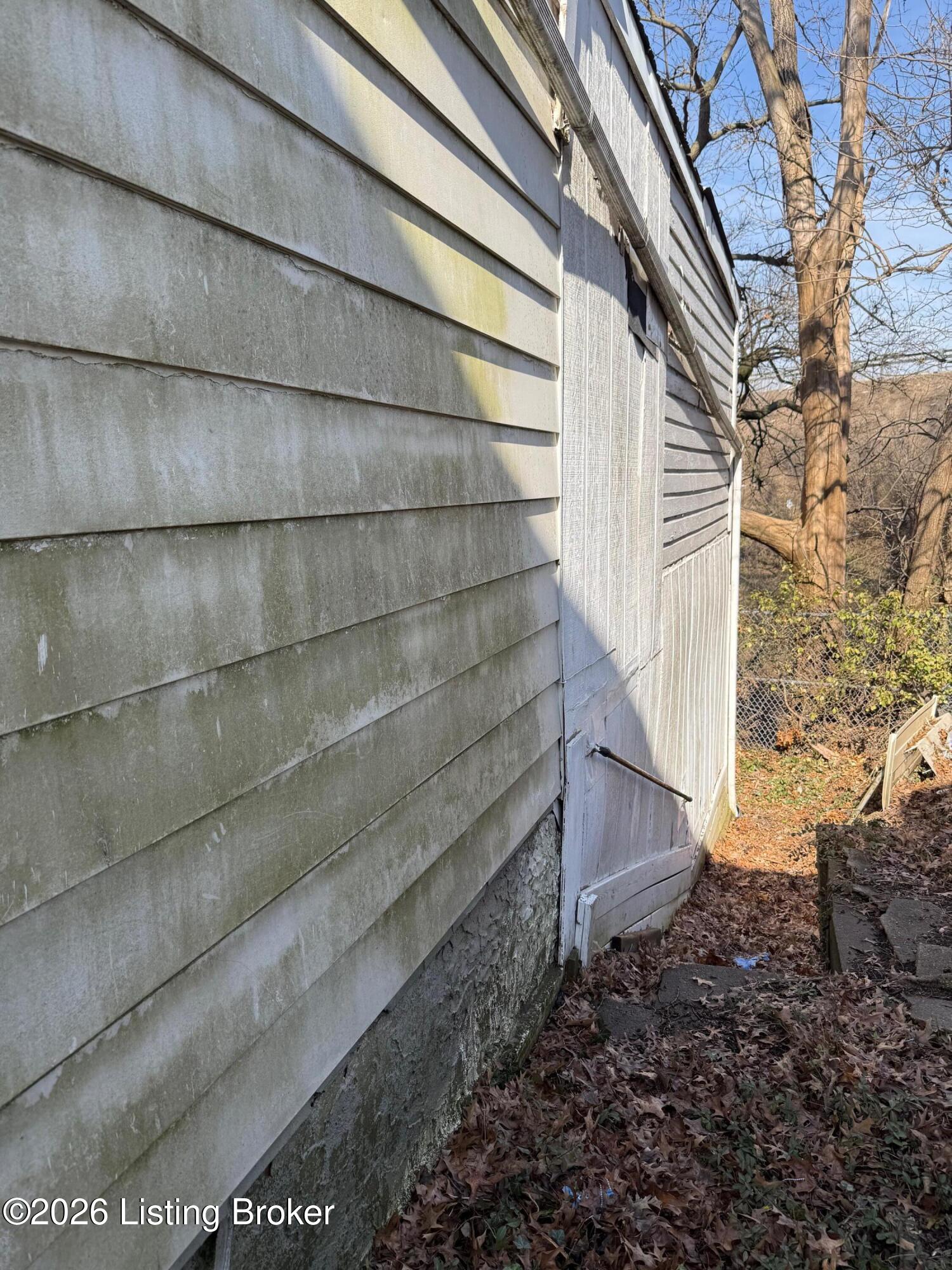 3819 Northwestern Pkwy Property Photo 13