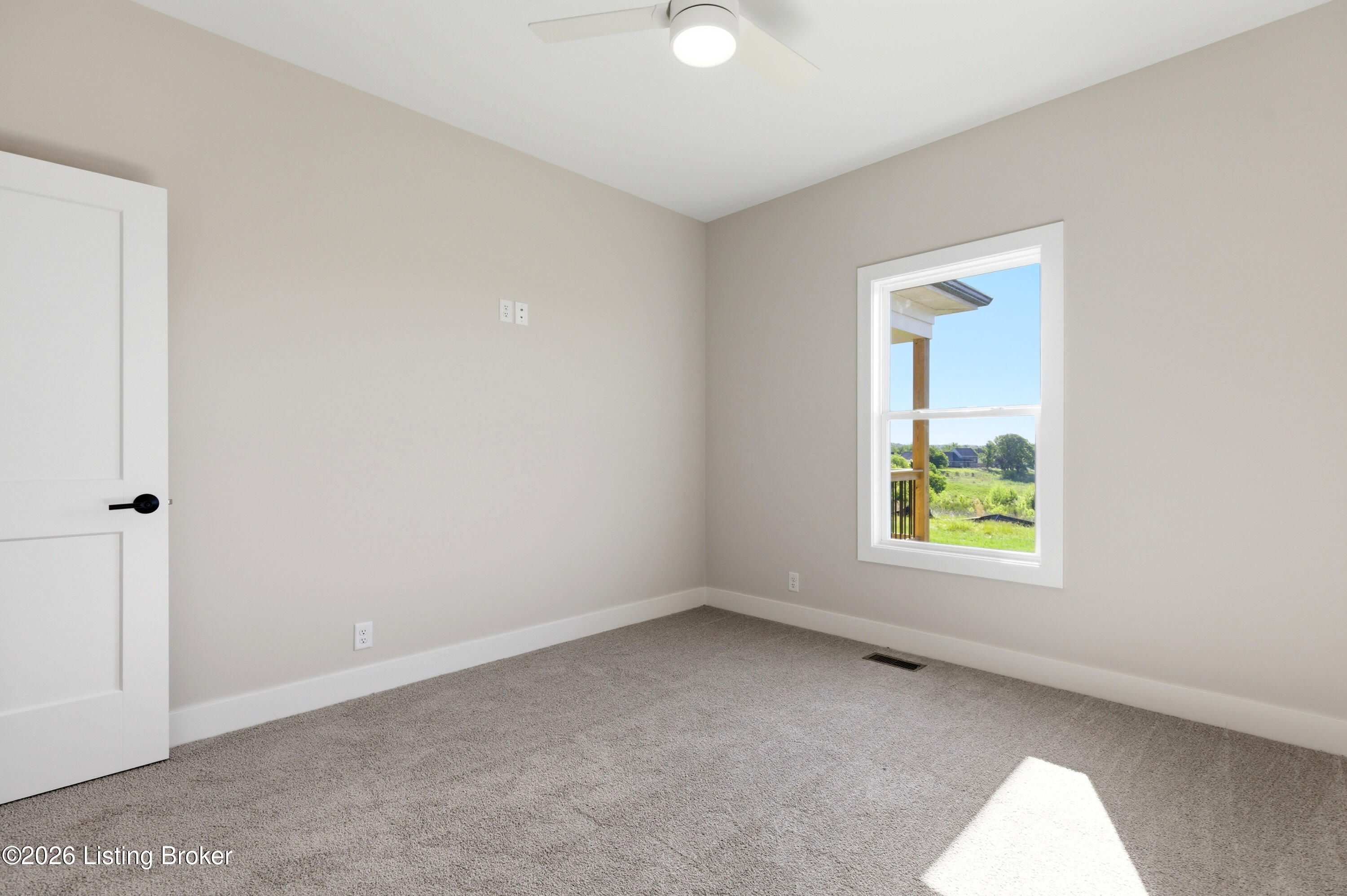 17827 Shakes Creek Dr Property Photo 41