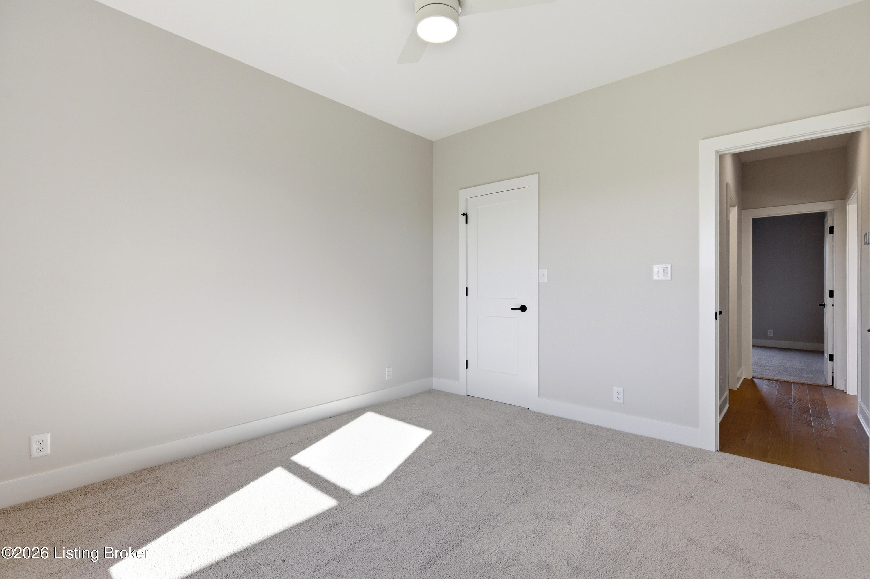 17827 Shakes Creek Dr Property Photo 43