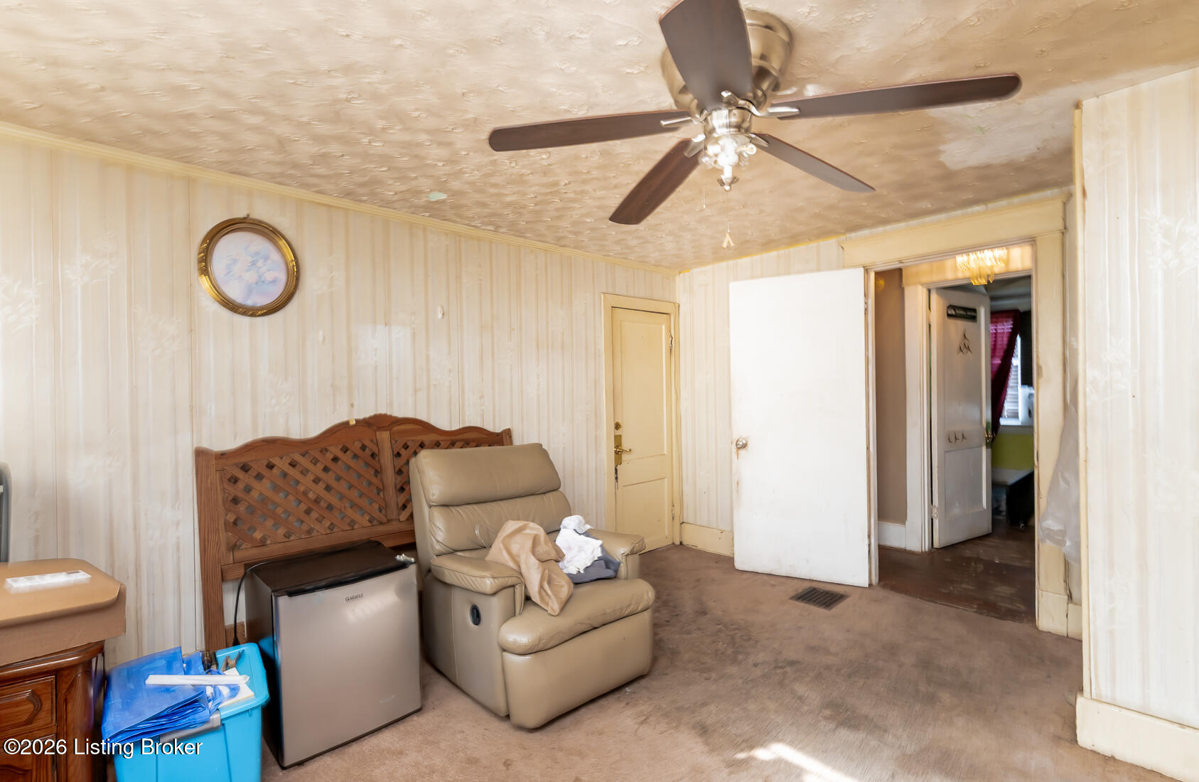 1061 Cecil Ave Property Photo 23