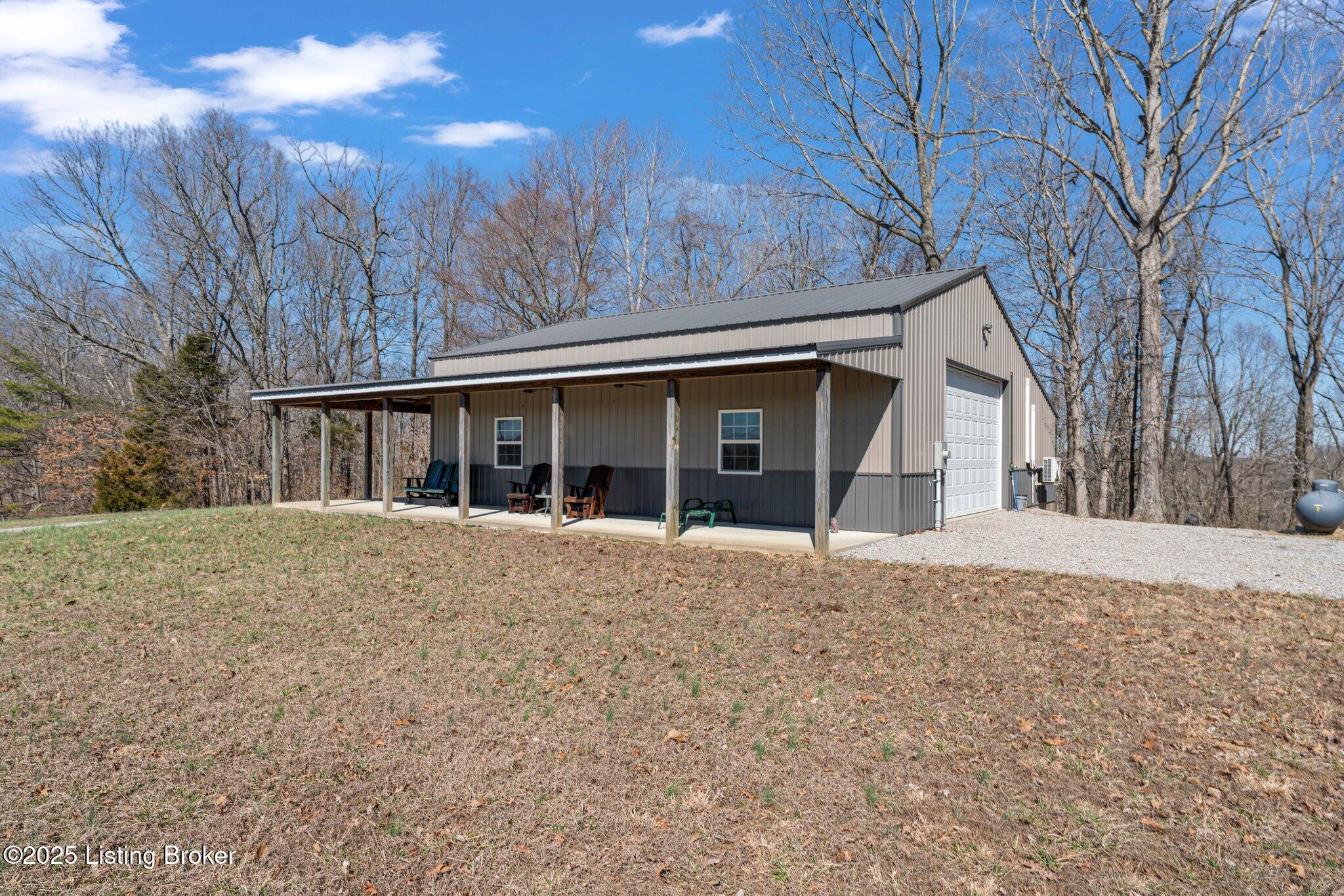 511 Indian Cliff Rd Property Photo 1