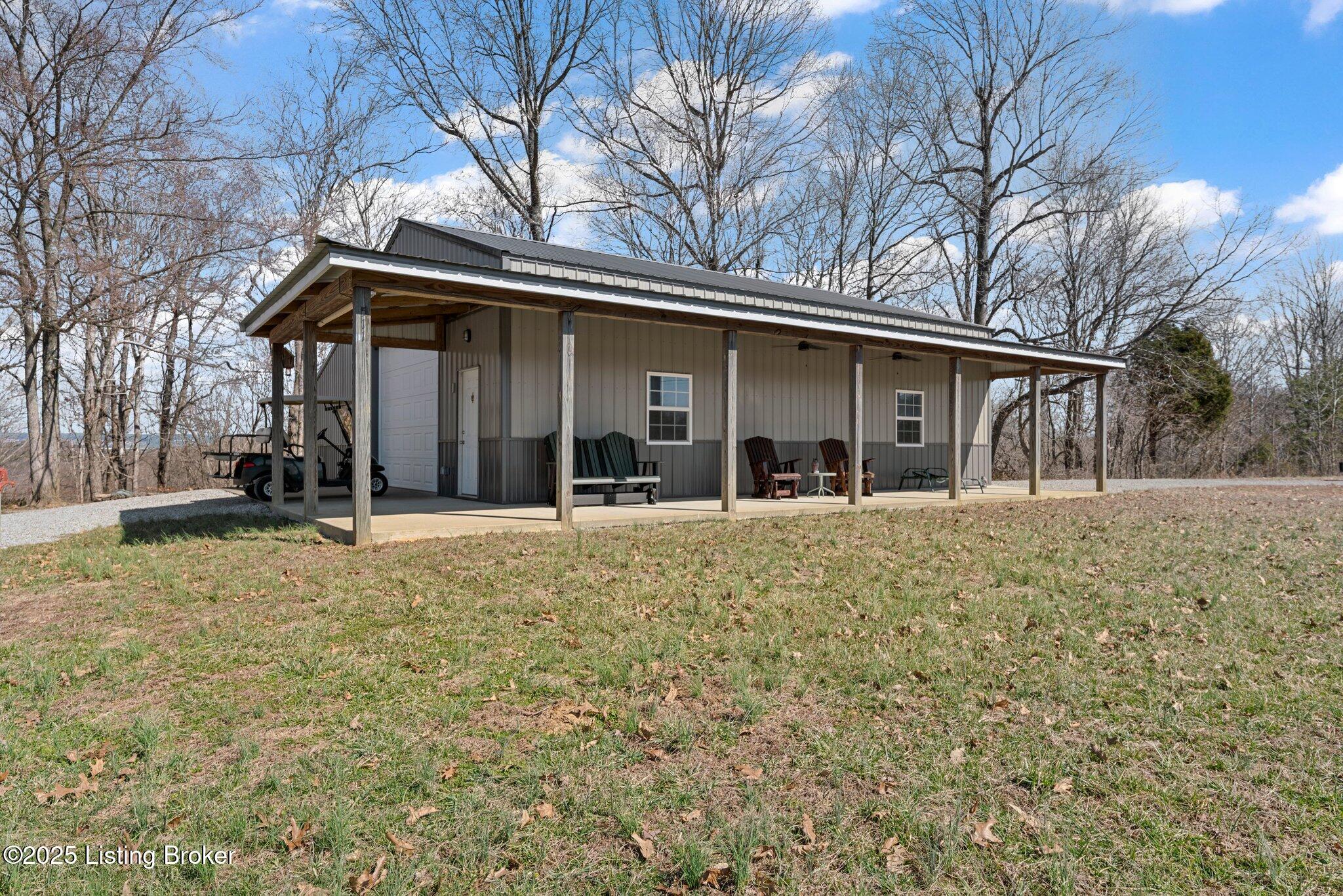 511 Indian Cliff Rd Property Photo 4