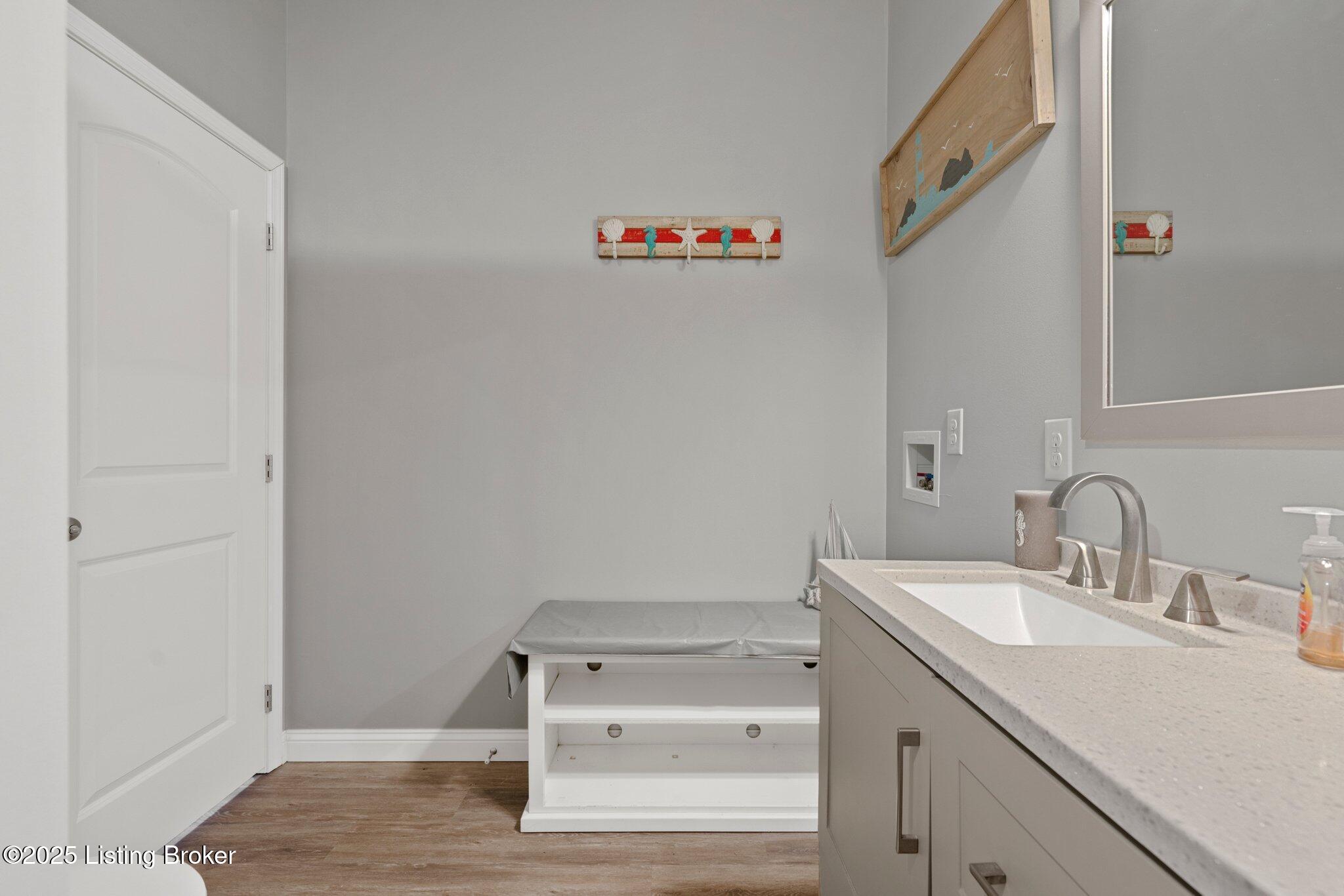 511 Indian Cliff Rd Property Photo 12