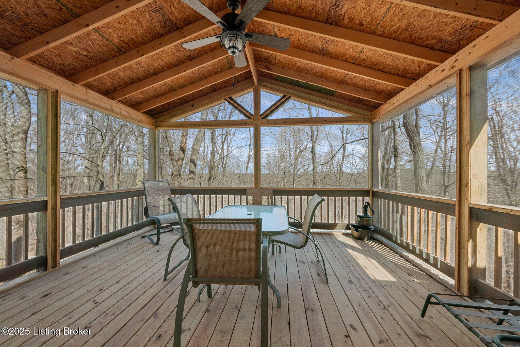 511 Indian Cliff Rd Property Photo 14