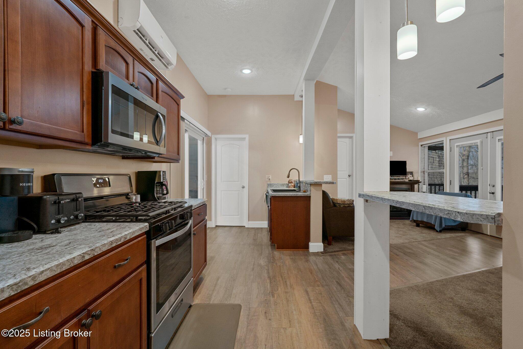 511 Indian Cliff Rd Property Photo 16
