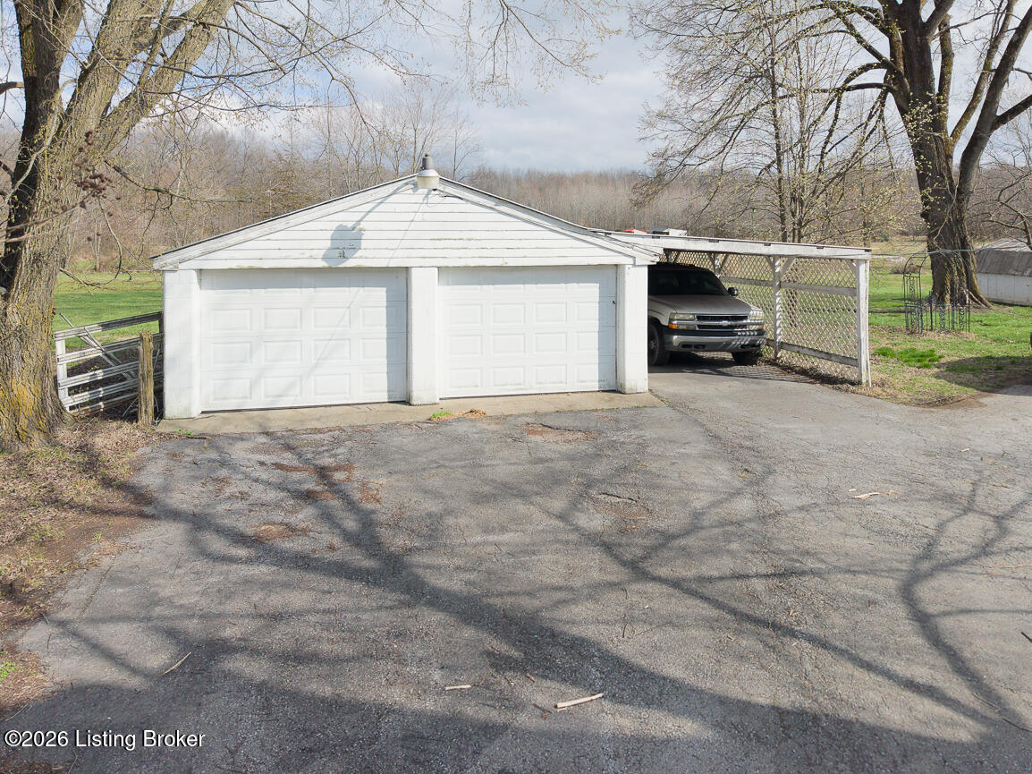 12501 Lower River Rd Property Photo 15