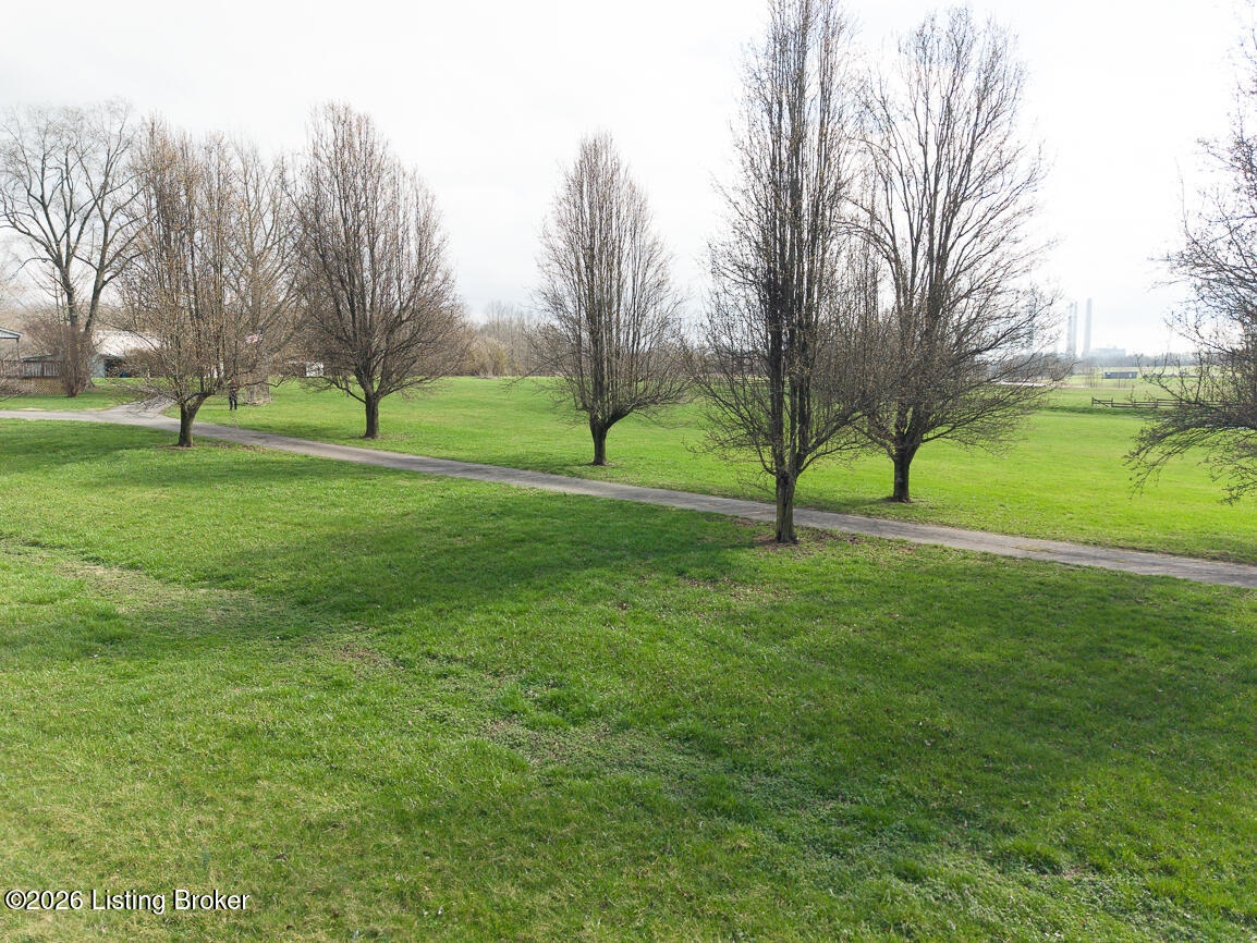 12501 Lower River Rd Property Photo 24