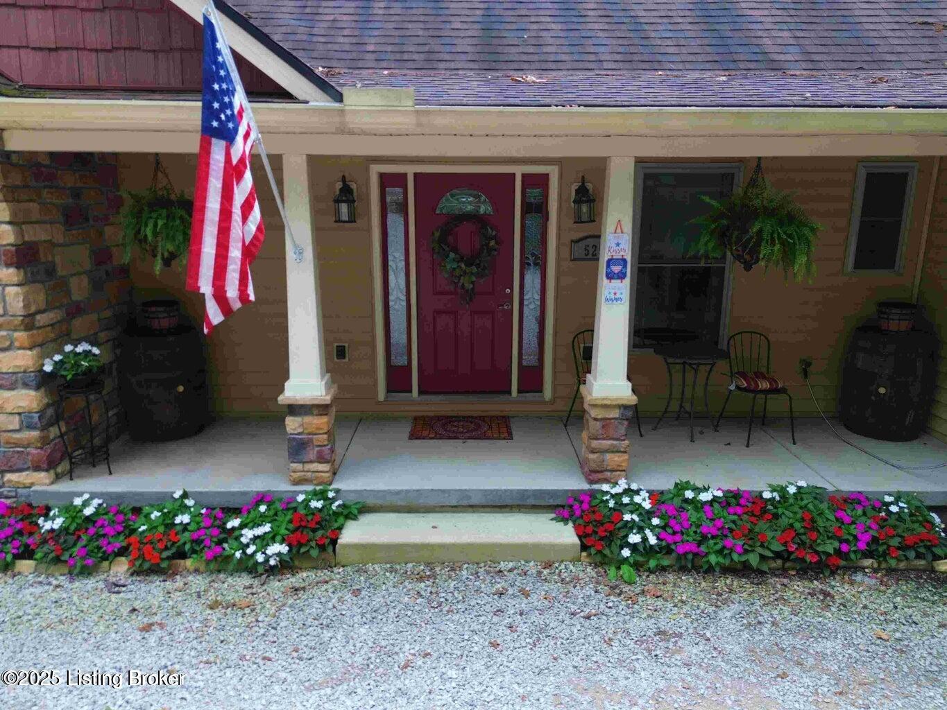 525 N Riverbend Rd Property Photo 12
