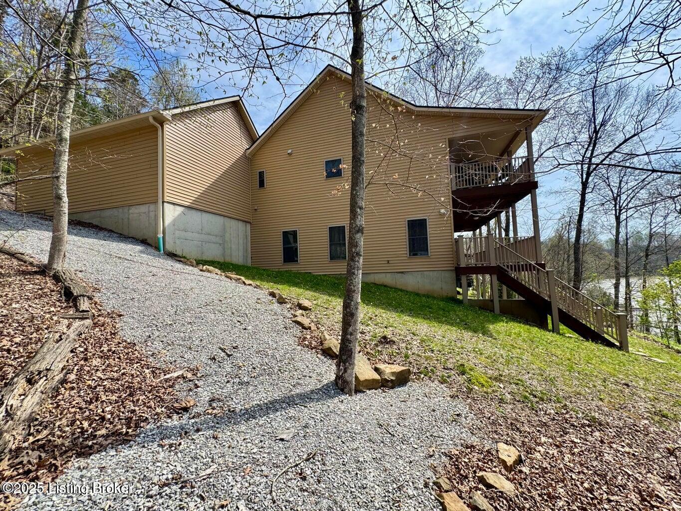525 N Riverbend Rd Property Photo 26