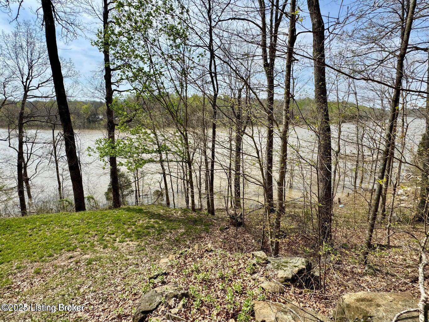 525 N Riverbend Rd Property Photo 31