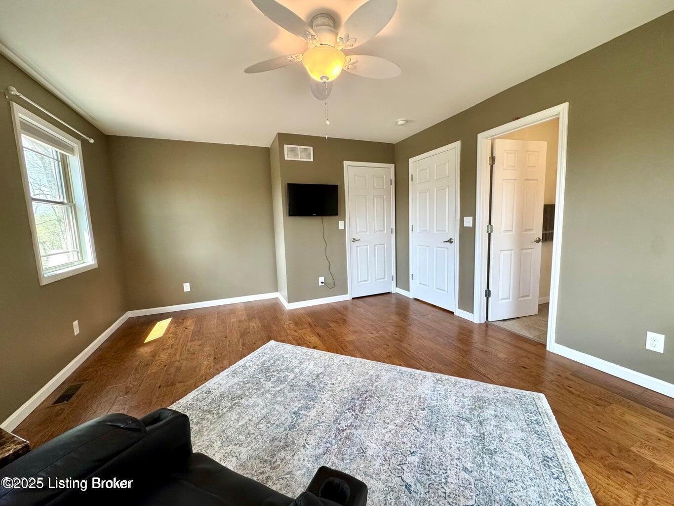 525 N Riverbend Rd Property Photo 59