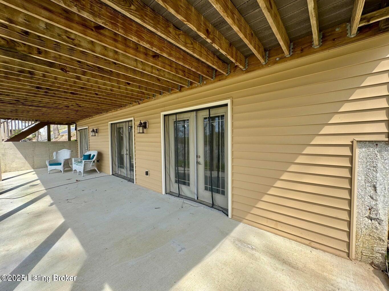 525 N Riverbend Rd Property Photo 82
