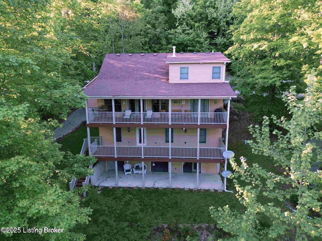 525 N Riverbend Rd Property Photo 87