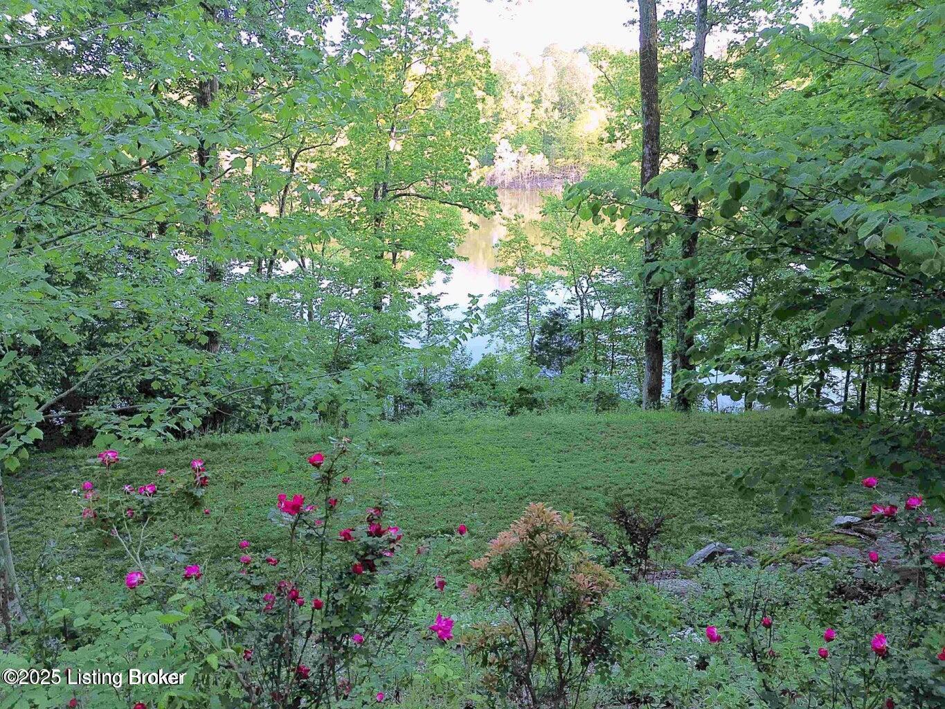 525 N Riverbend Rd Property Photo 93