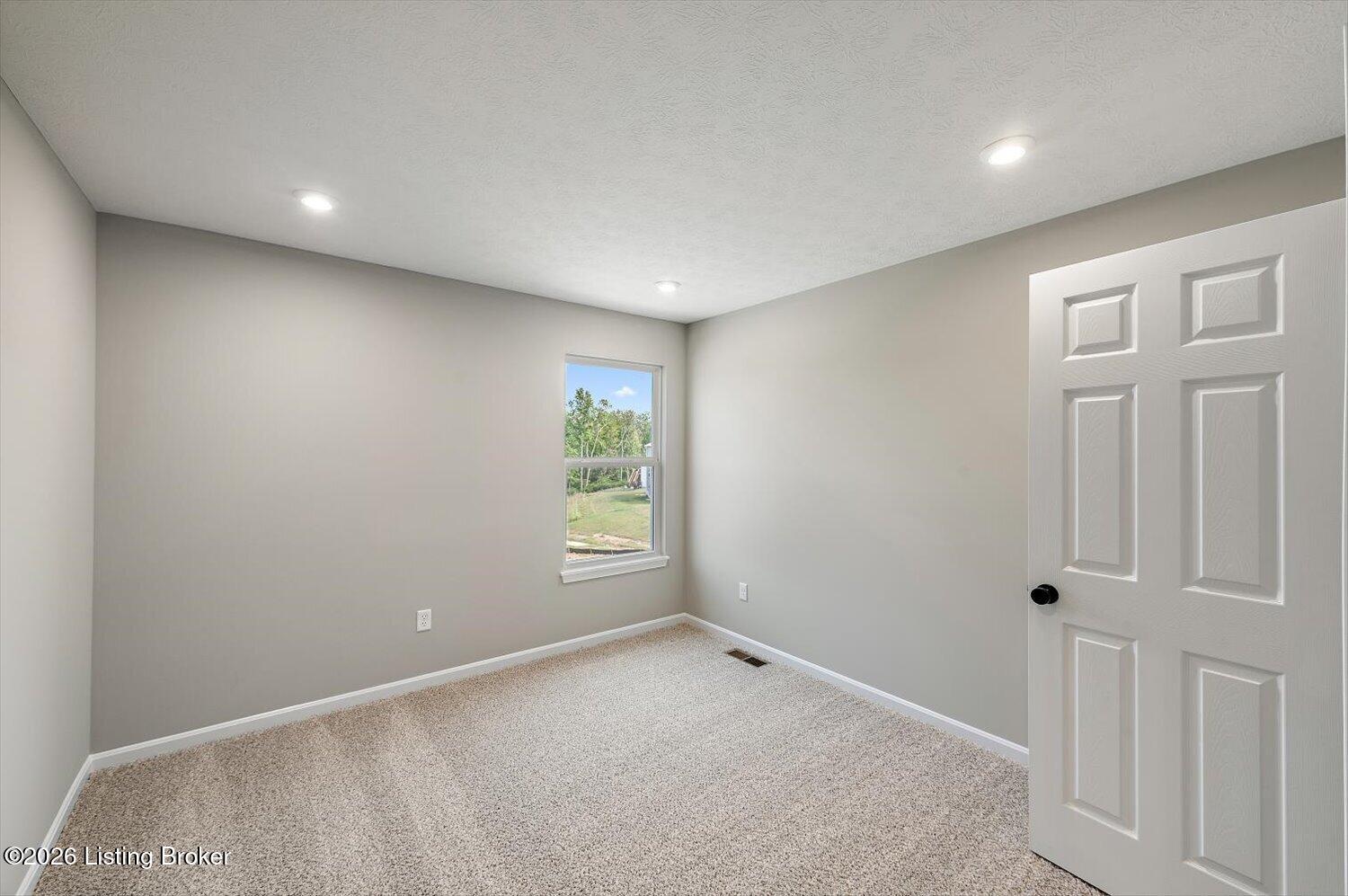 720 Learning Ridge Property Photo 25
