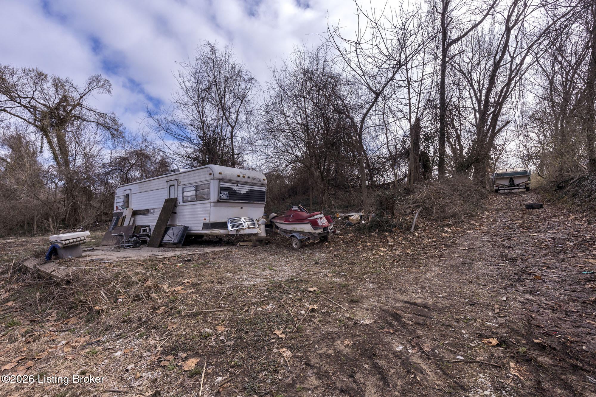 5225 River Rd Property Photo 5