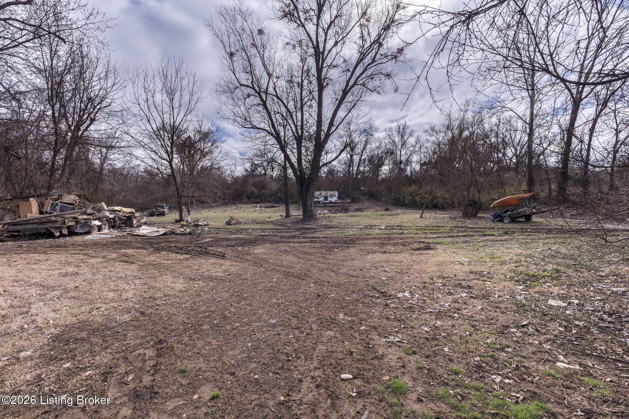 5225 River Rd Property Photo 8