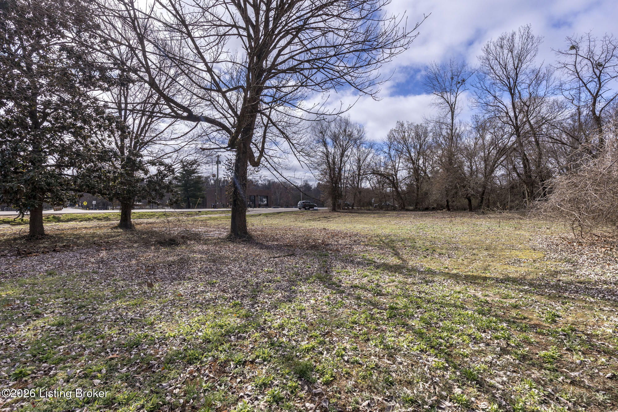 5225 River Rd Property Photo 18