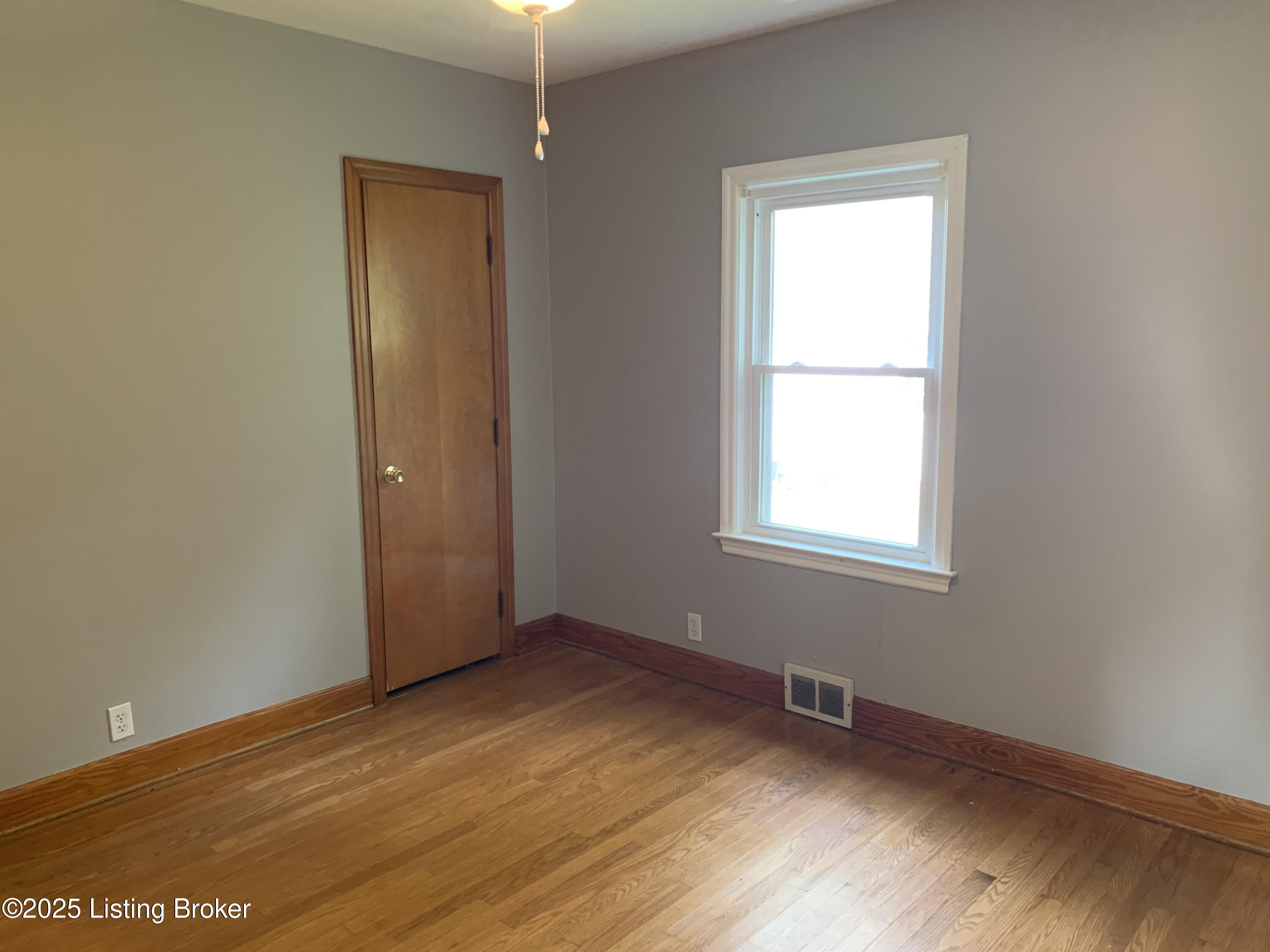 311 Maple Ct Property Photo 21