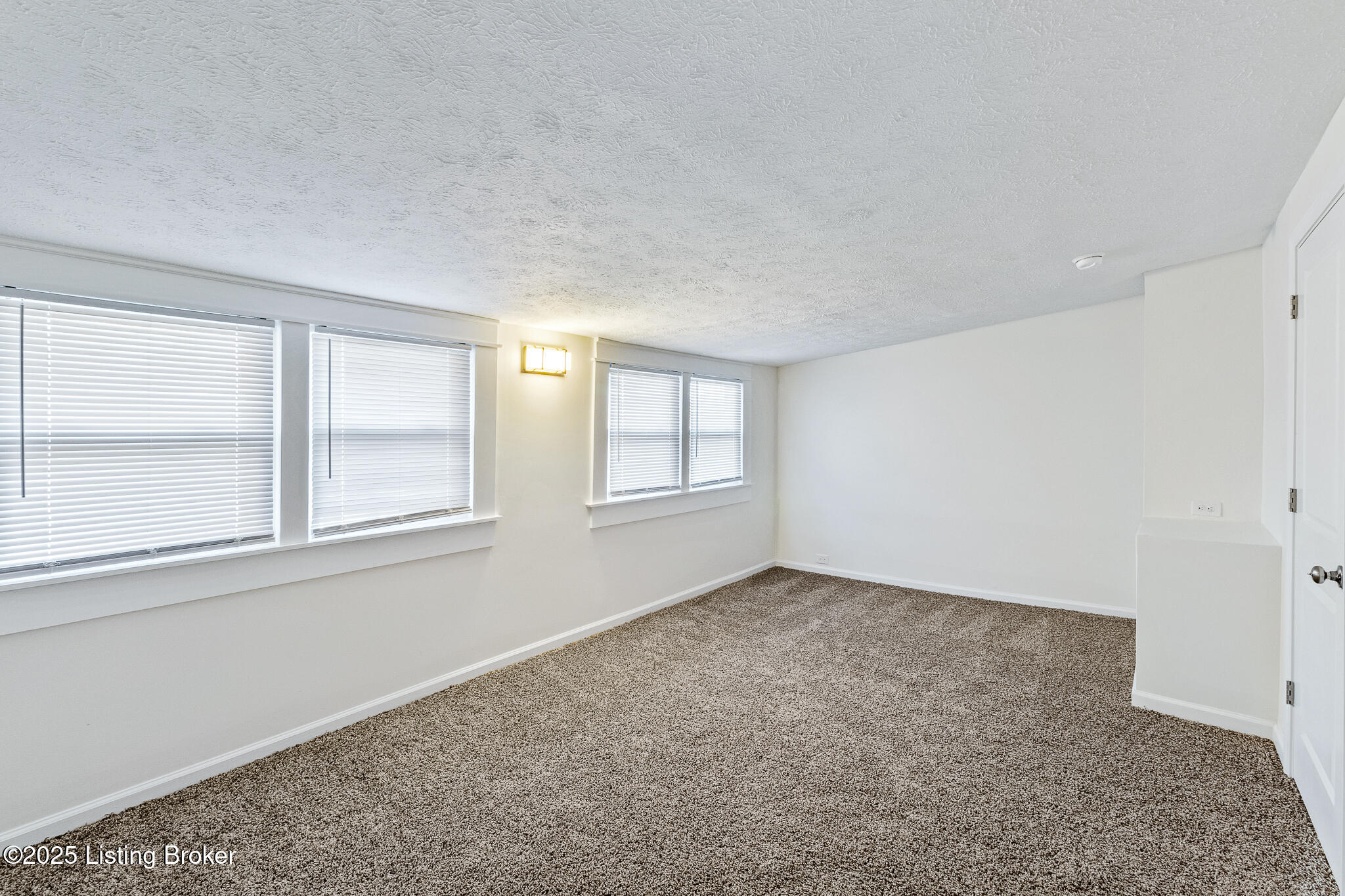 4145 W Muhammad Ali Blvd Property Photo 18